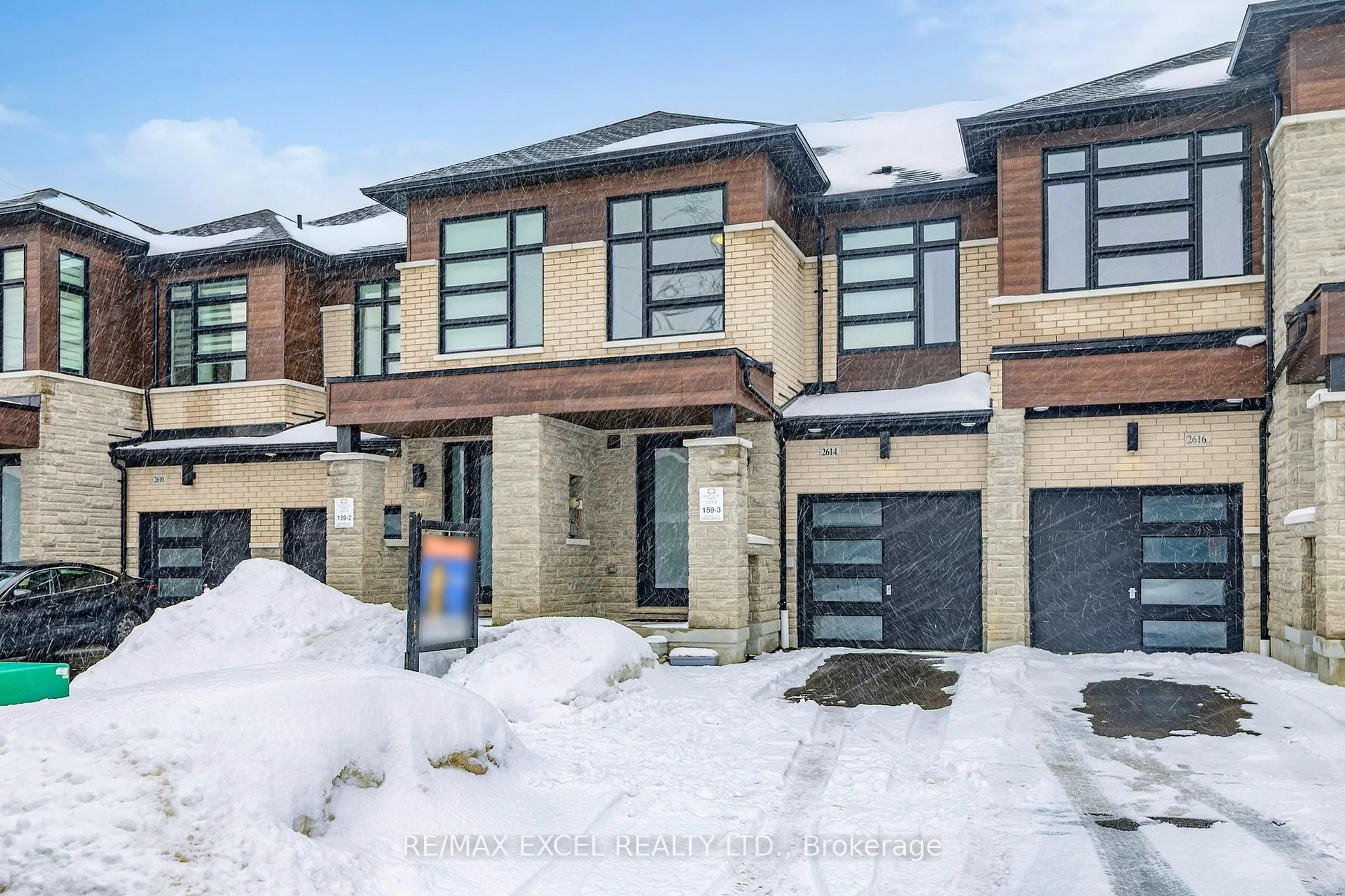 Home with brick exterior material, street for 2614 Hibiscus Dr, Pickering Ontario L1X 0L8