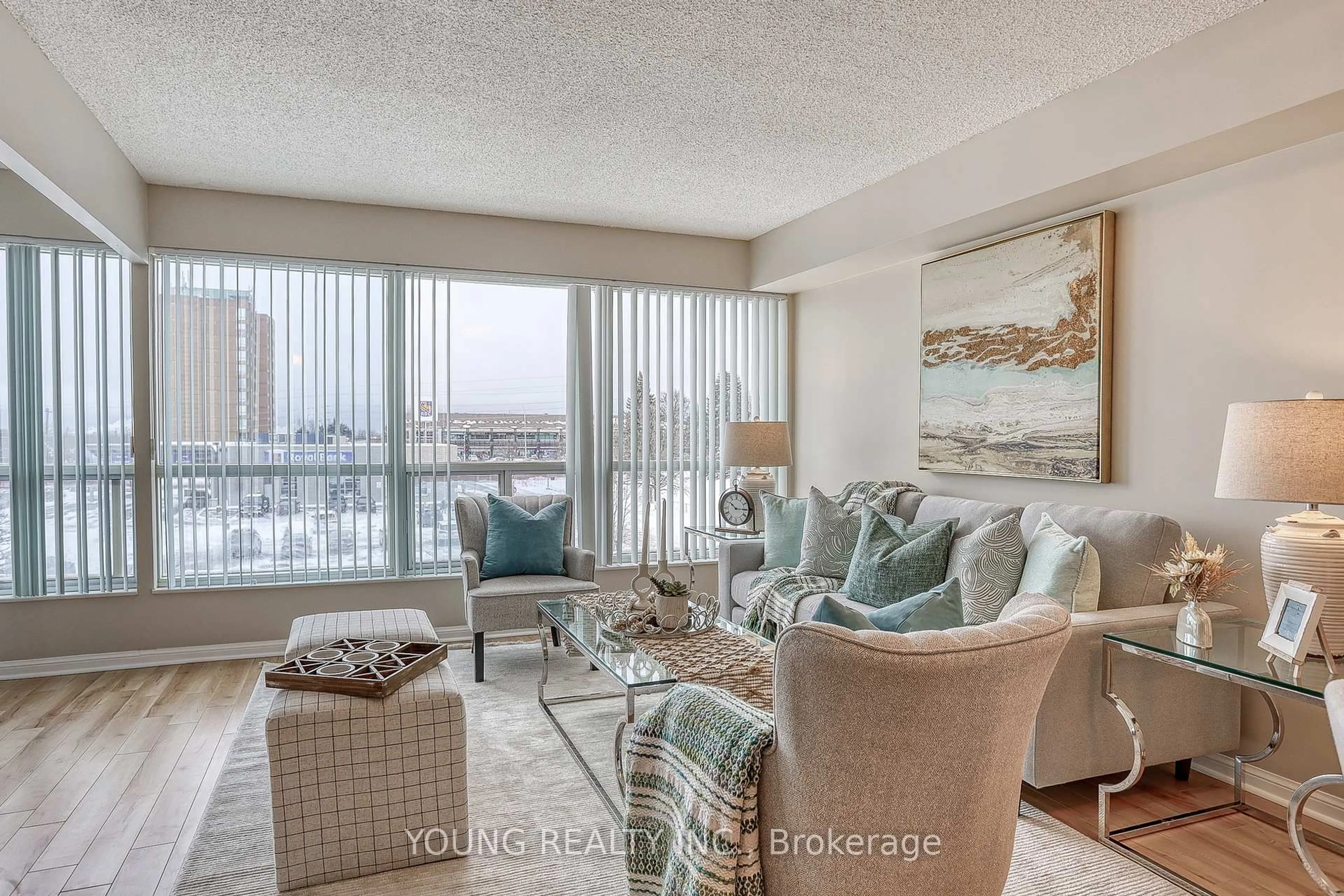 Living room with furniture, unknown for 712 Rossland Rd #305, Whitby Ontario L1N 9E8