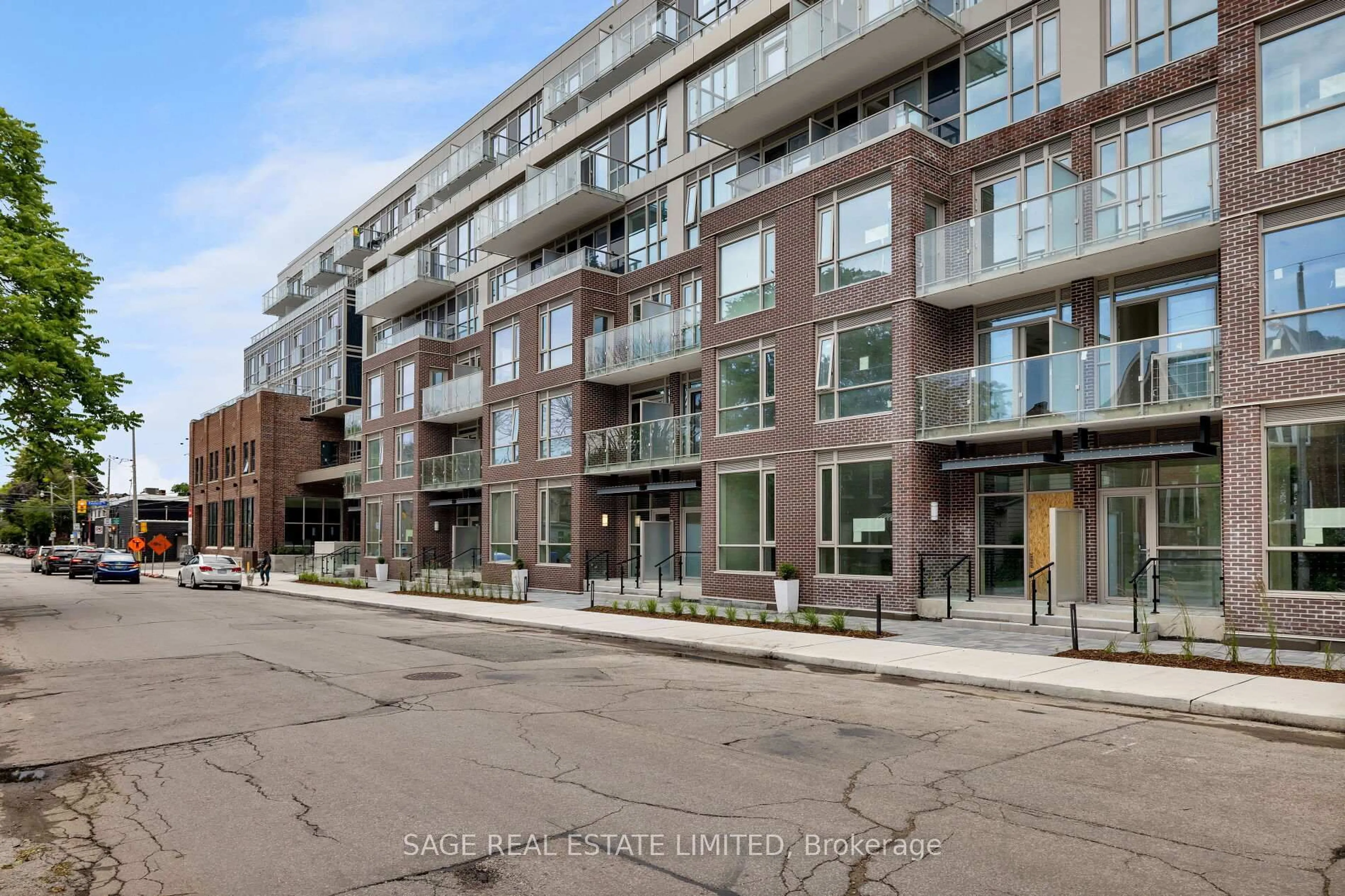 Patio, street for 150 Logan Ave #535, Toronto Ontario M4M 0E4