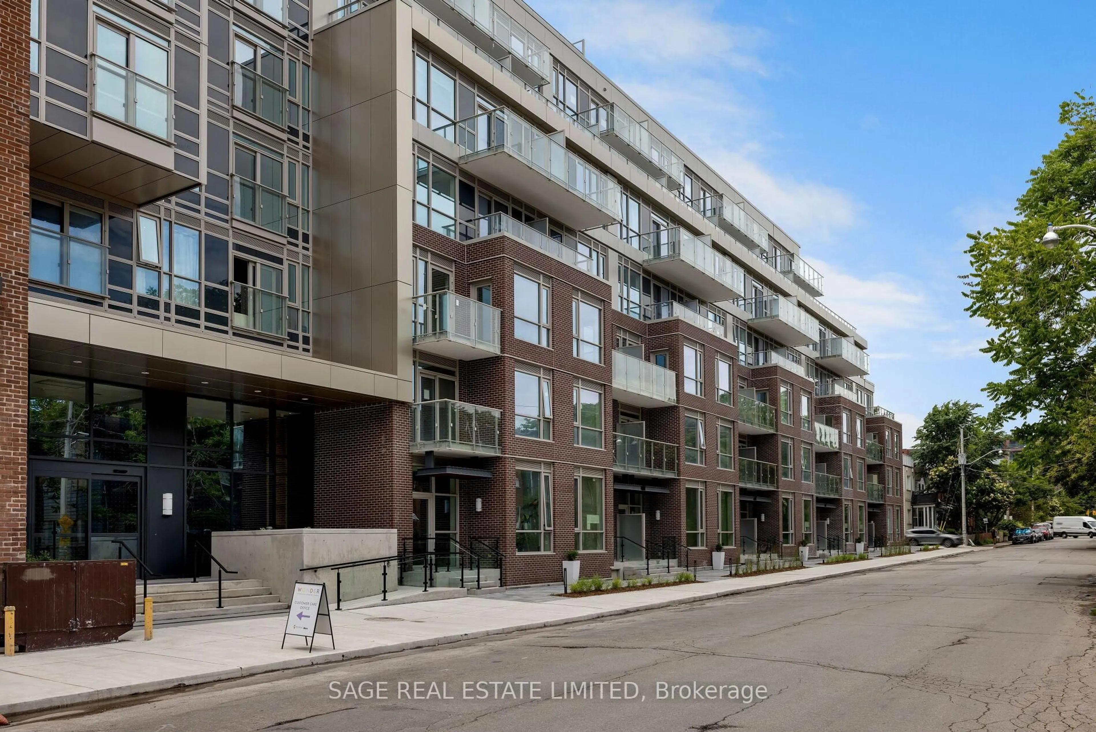 Patio, street for 150 Logan Ave #535, Toronto Ontario M4M 0E4
