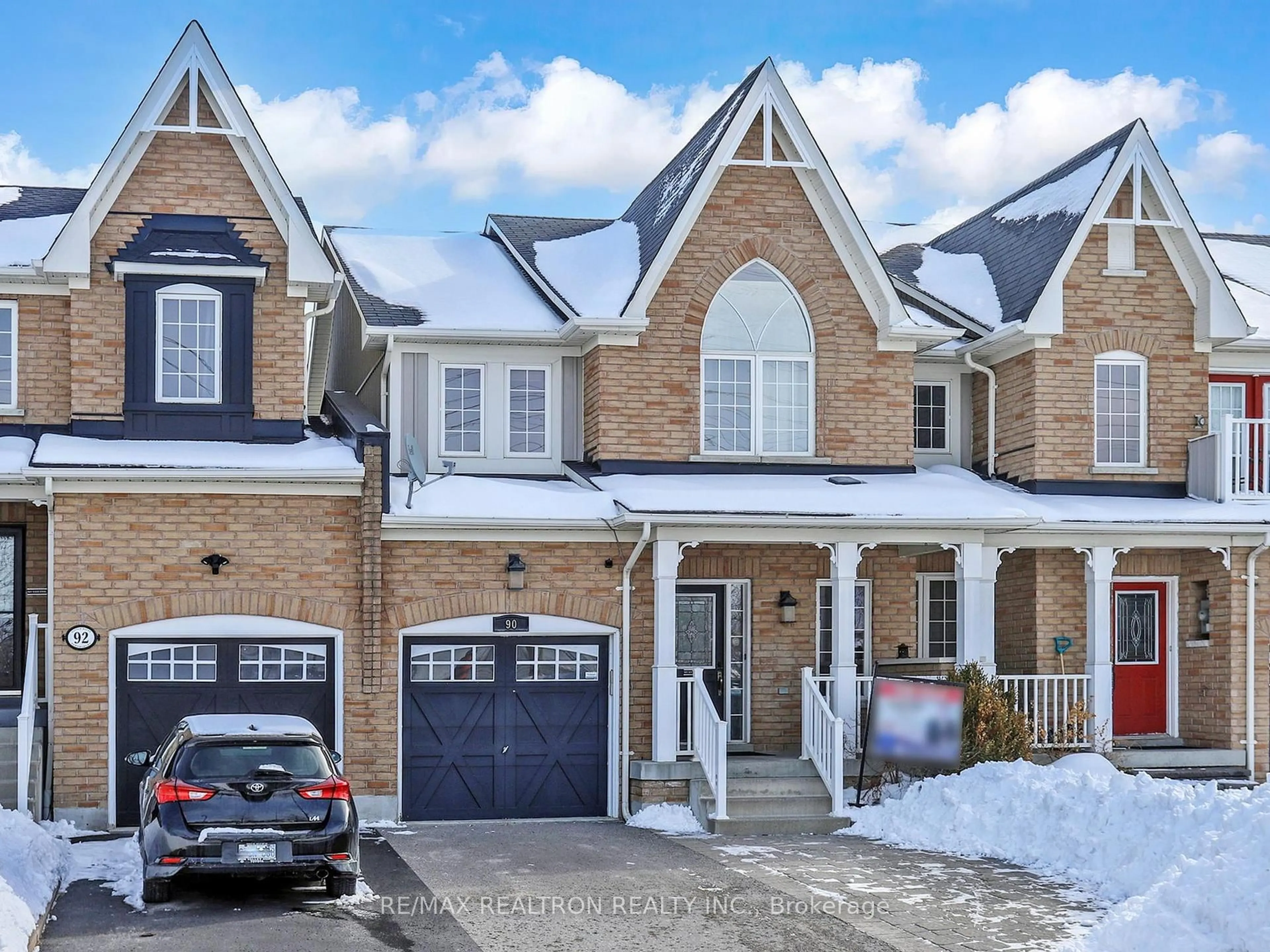 Home with brick exterior material, street for 90 Shrewsbury Dr, Whitby Ontario L1M 0E1