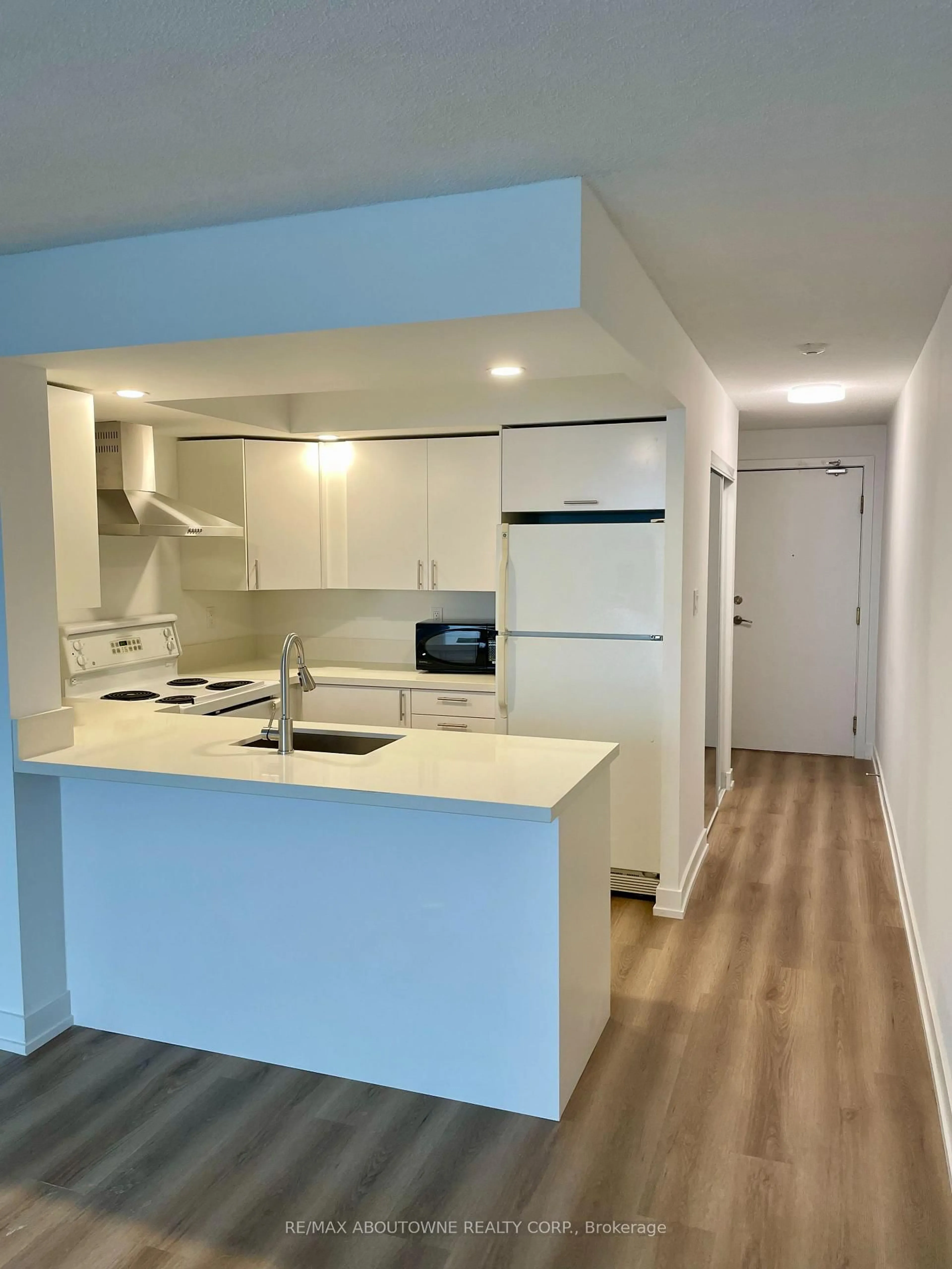 Unknown for 125 Omni Dr #2239, Toronto Ontario M1P 5A9