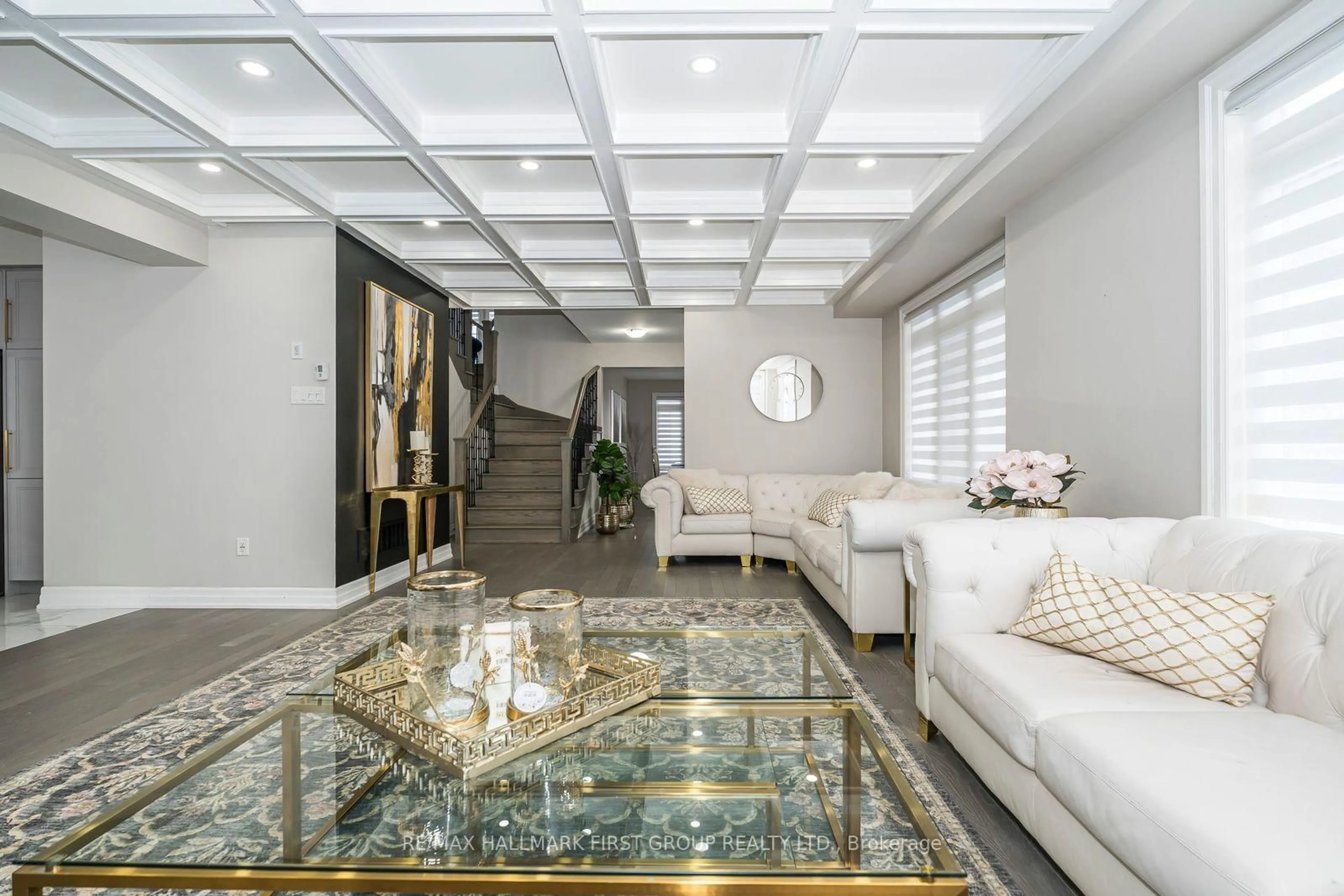 Unknown for 21 Souter Dr, Whitby Ontario L1P 0J6