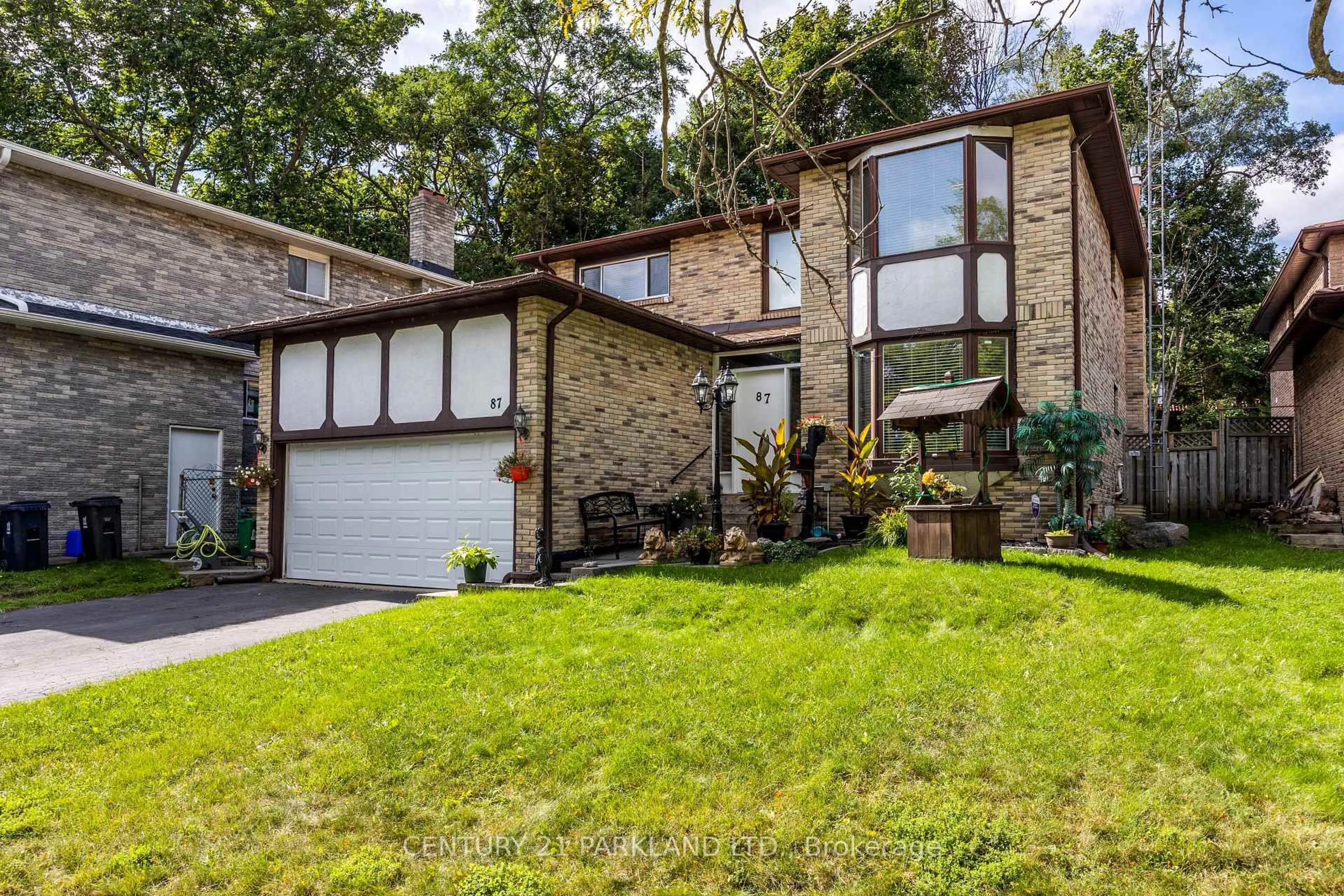 Home with brick exterior material, street for 87 Bonacres Ave, Toronto Ontario M1C 3B8