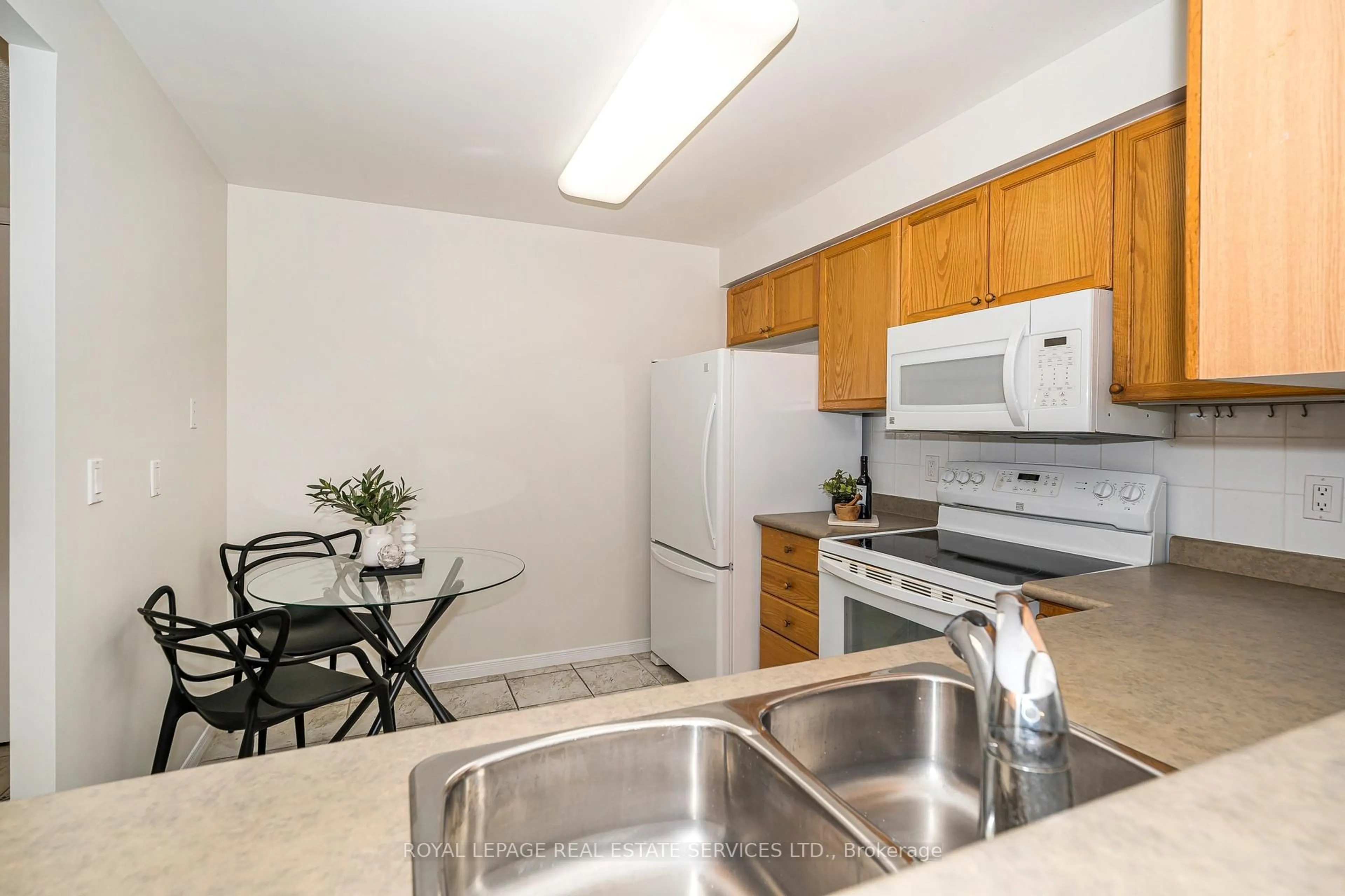 Standard kitchen, unknown for 1000 The Esplanade N #310, Pickering Ontario L1V 6V4