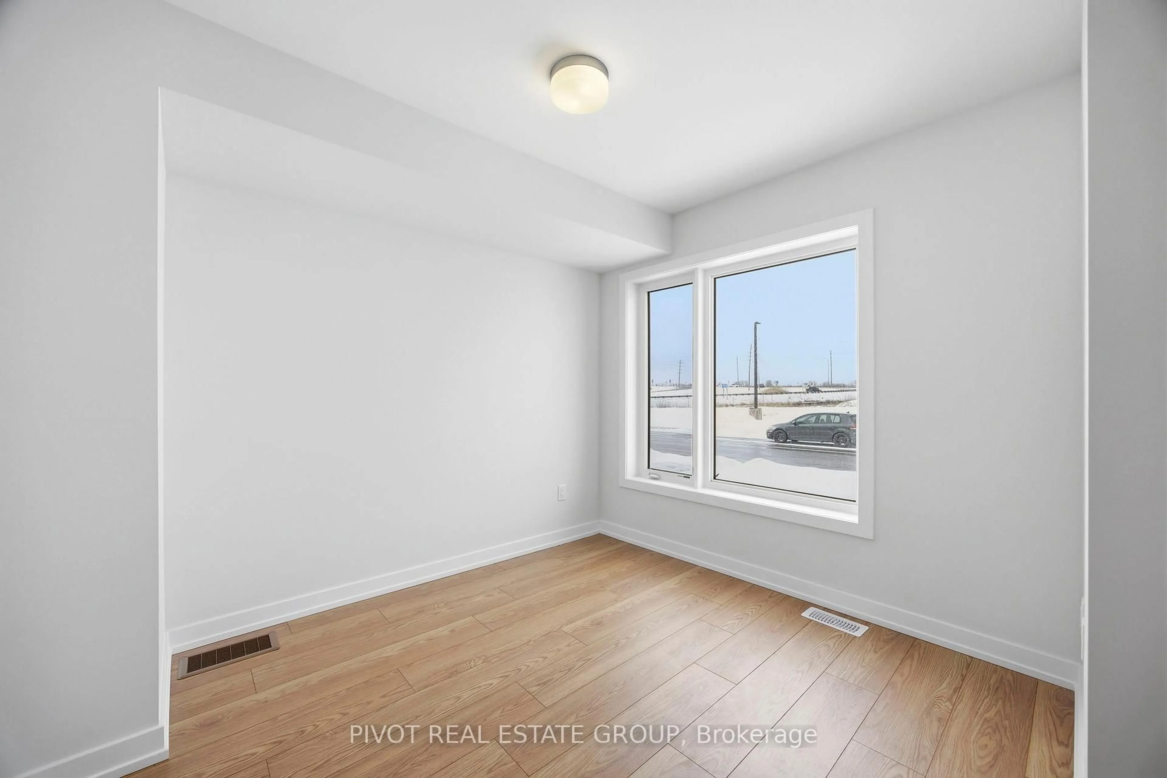 A pic of a room for 16 Pluto Way, Whitby Ontario L1M 0M7