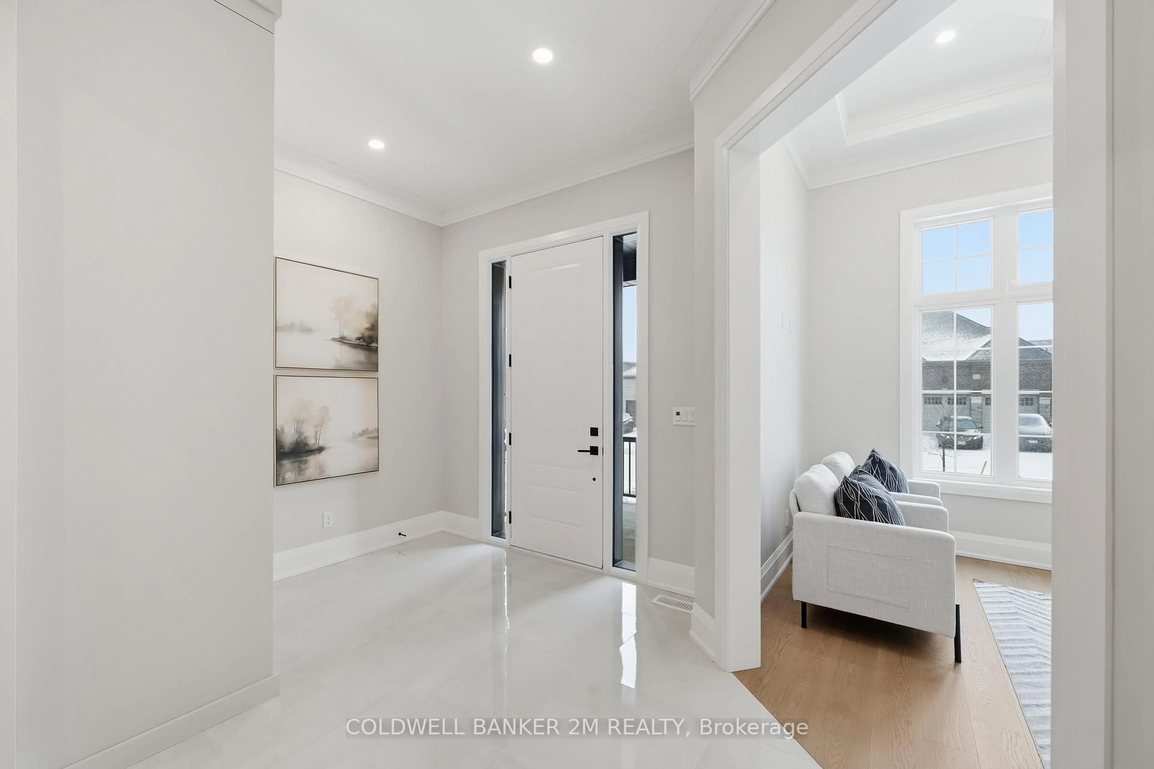 Indoor entryway for 31 Lonetto St, Whitby Ontario L1M 0L7