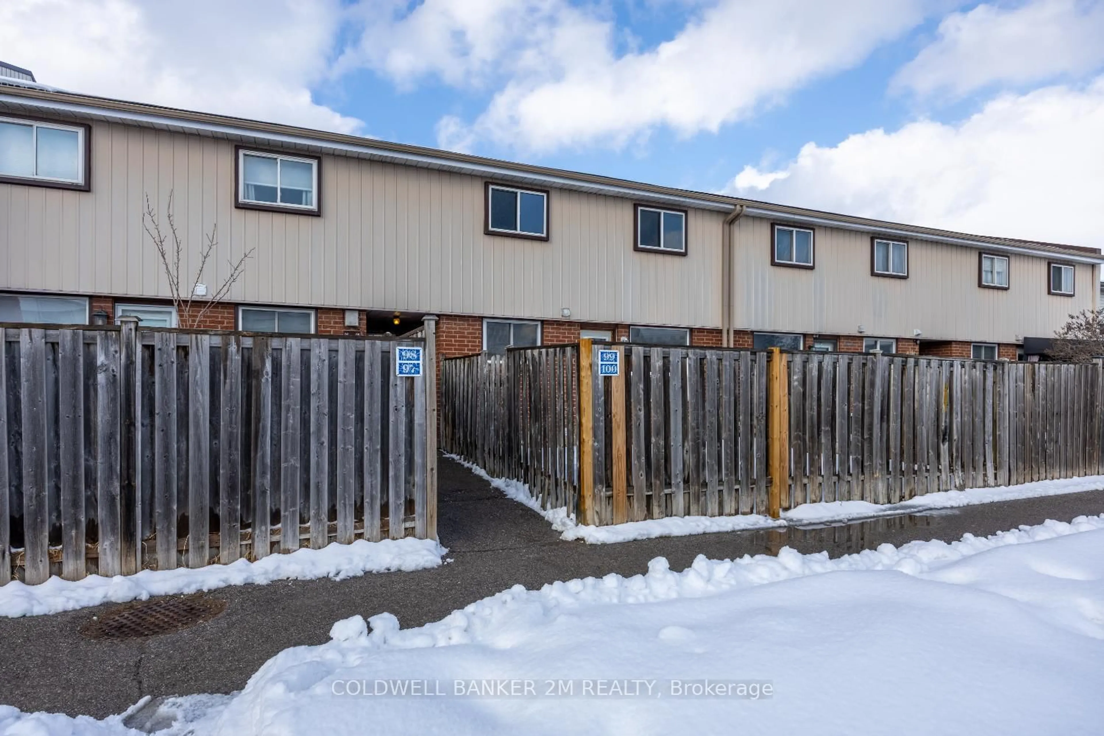 Unknown for 120 Nonquon Rd #100, Oshawa Ontario L1G 7E6