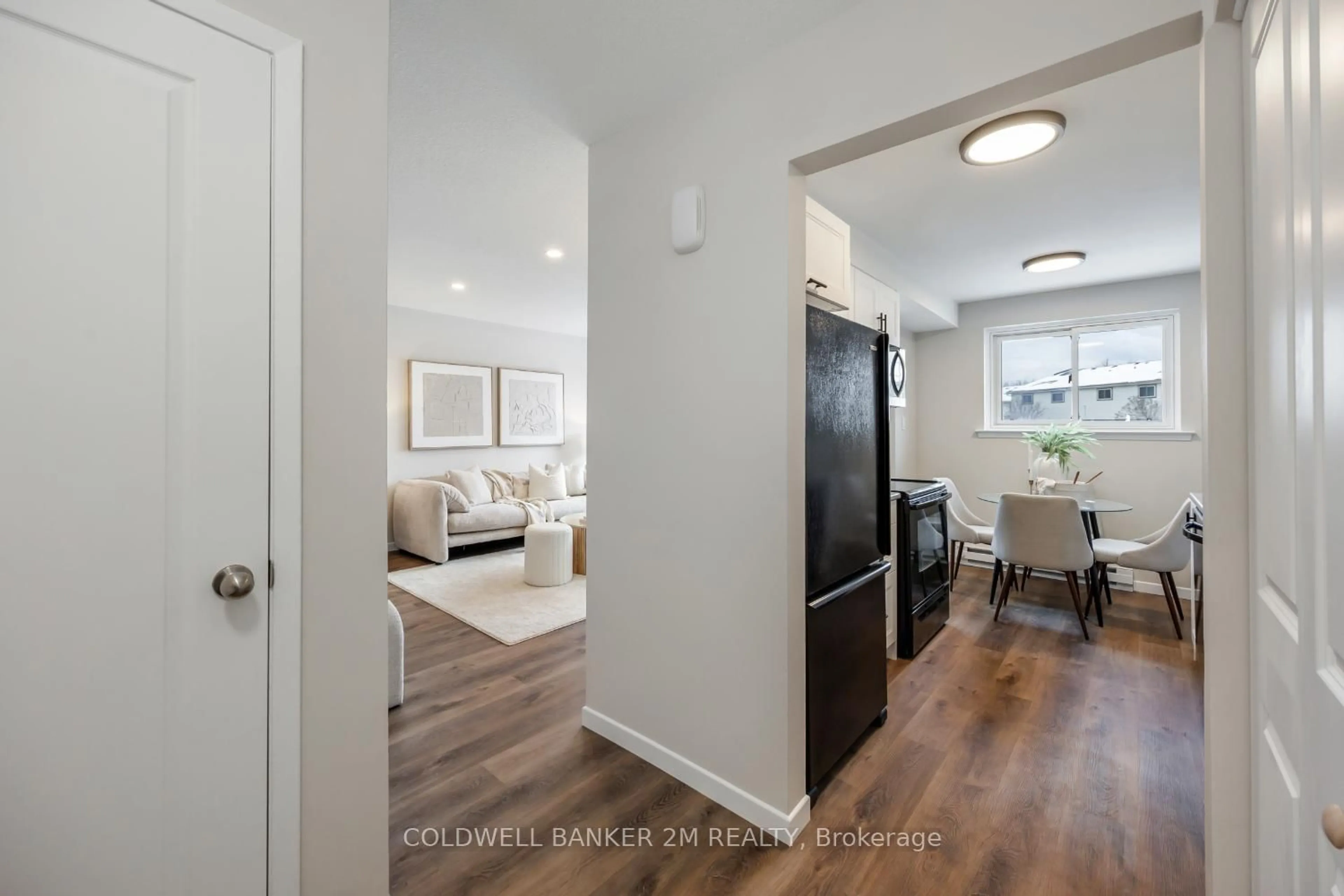 Indoor entryway for 120 Nonquon Rd #100, Oshawa Ontario L1G 7E6