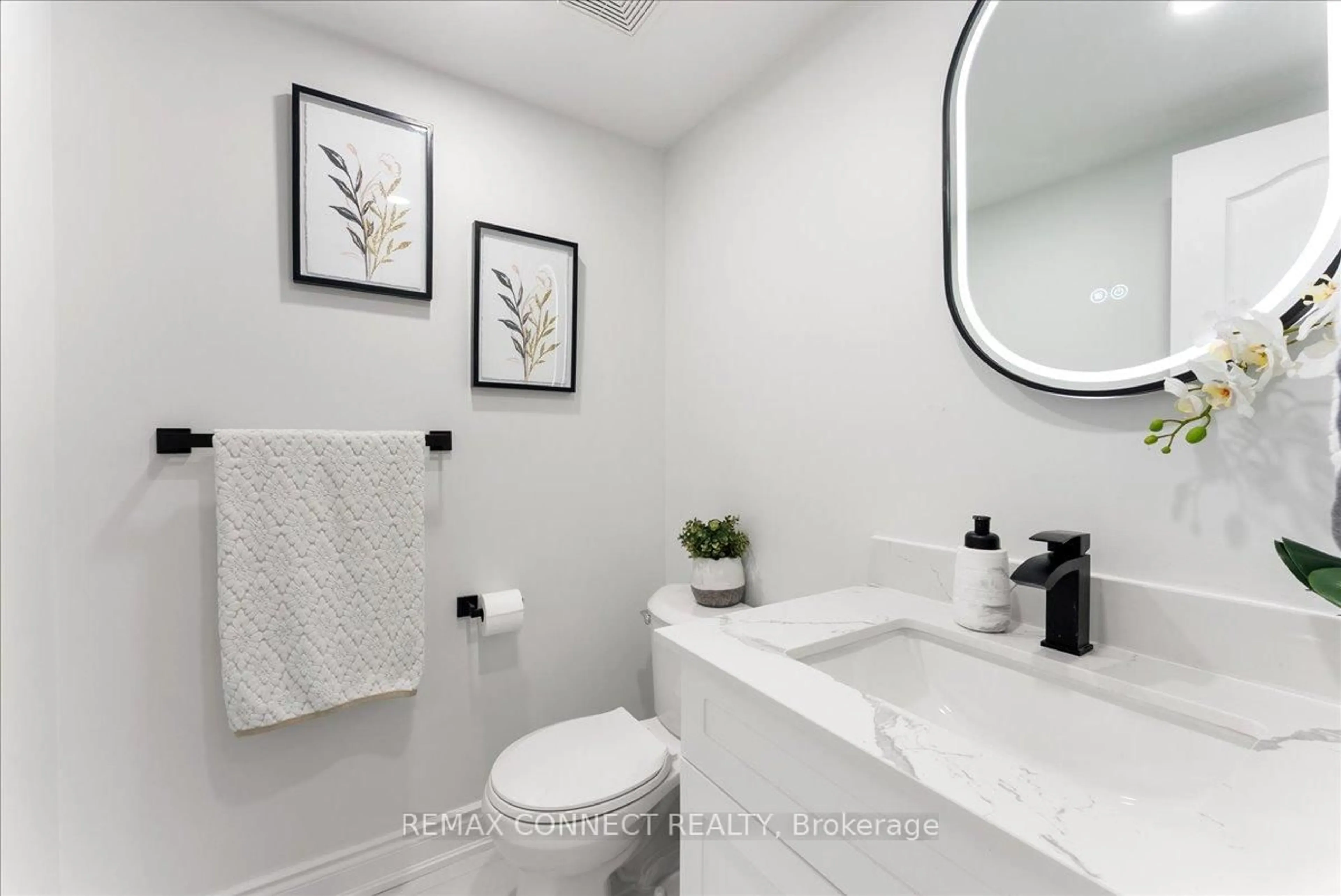 Contemporary bathroom, ceramic/tile floor for 94 Todhunter Cres, Ajax Ontario L1Z 0K1