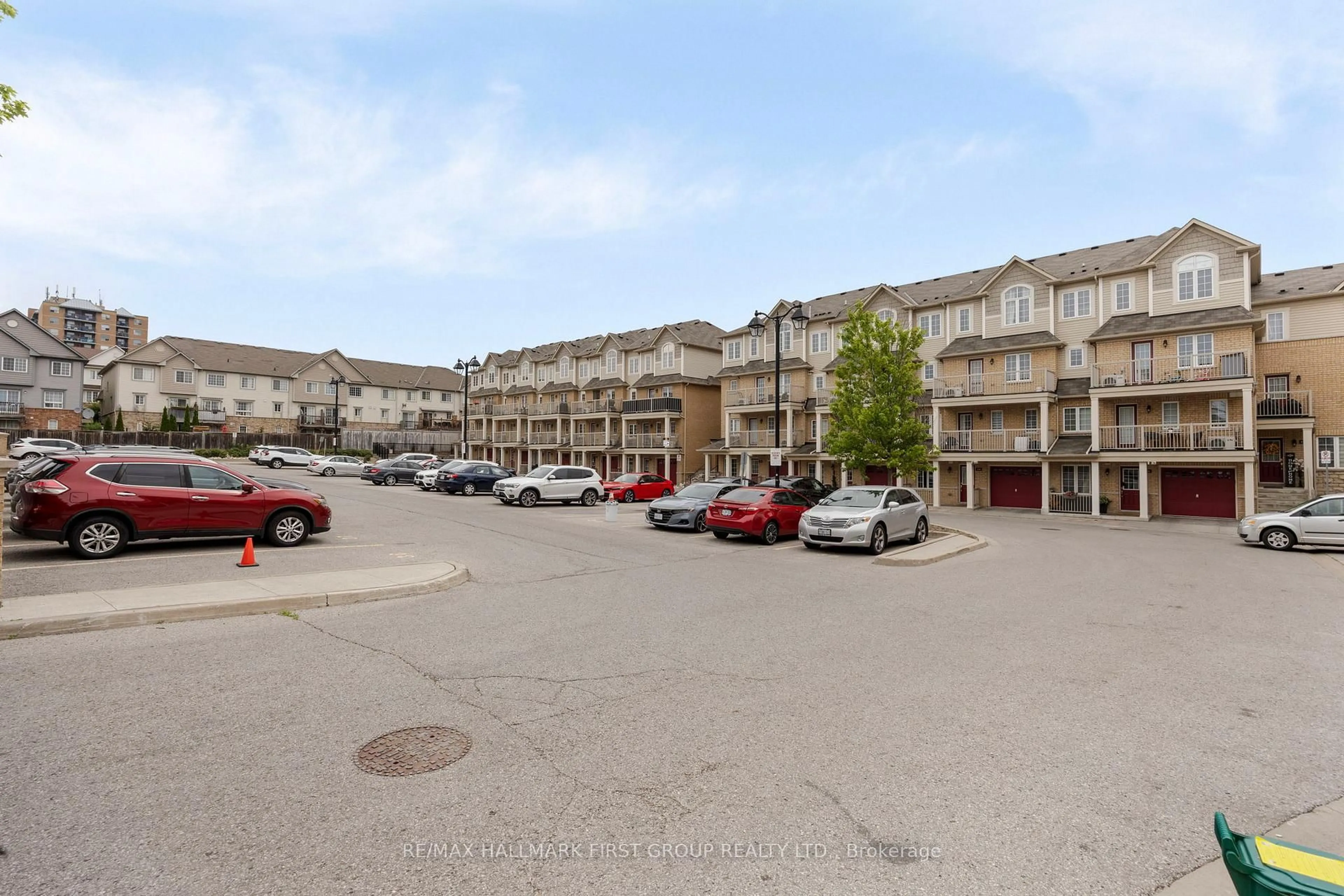 Patio, unknown for 70 Abela Lane, Ajax Ontario L1T 0M9