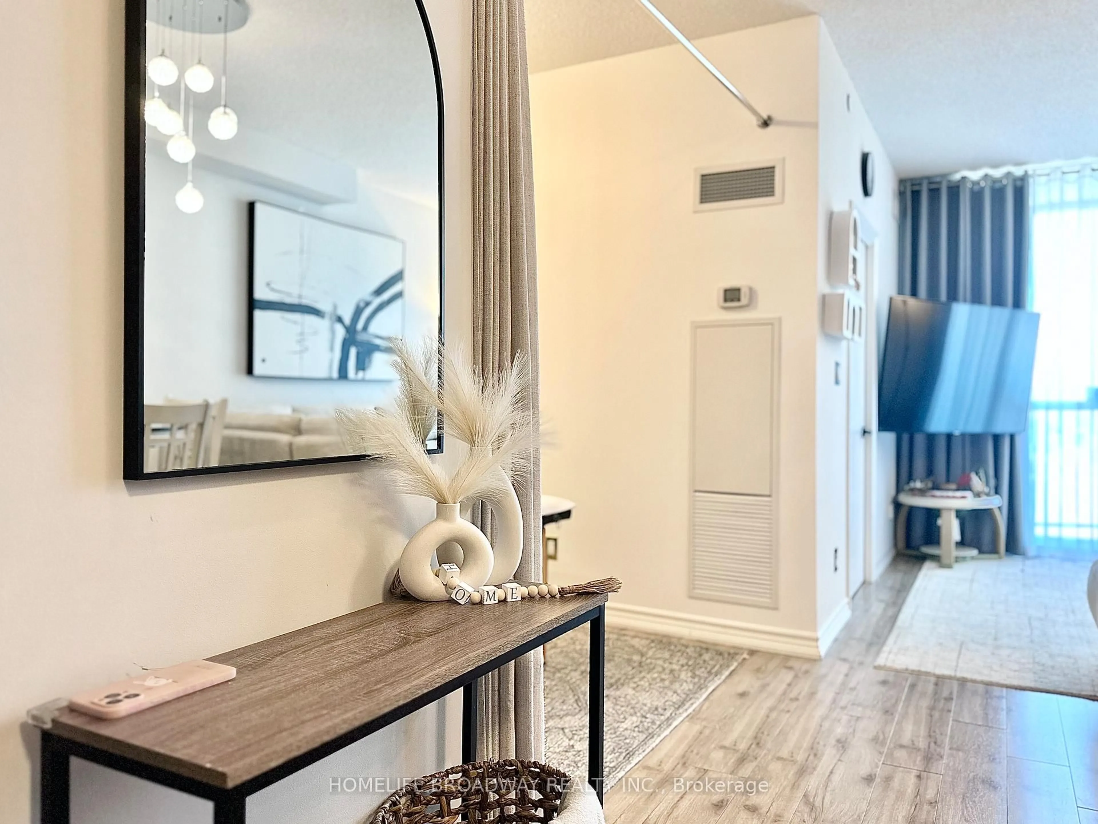 Indoor entryway for 1328 Birchmount Rd #1604, Toronto Ontario M1R 0B6