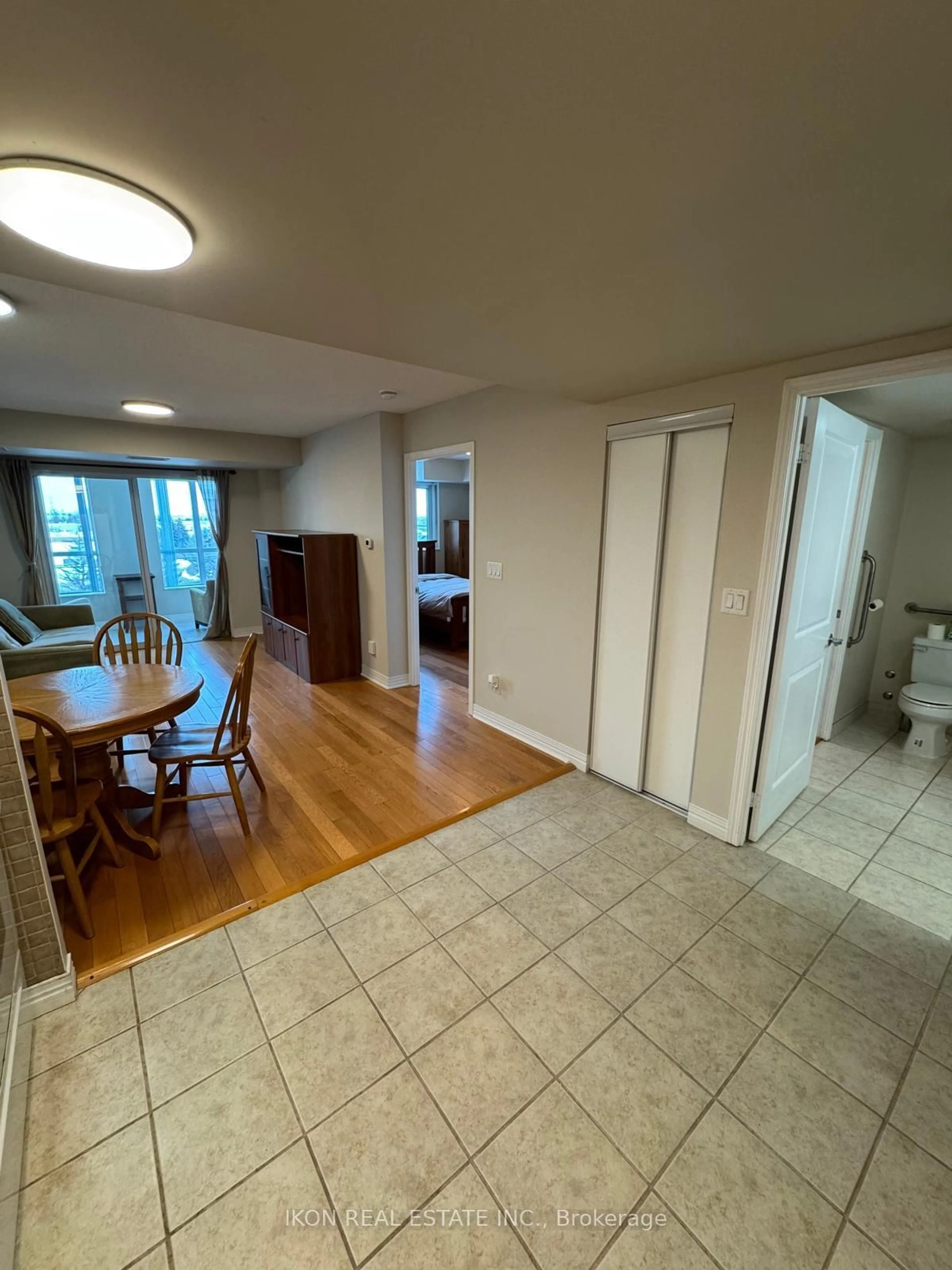 A pic of a room for 100 Scottfield Dr #615, Toronto Ontario M1S 5W5