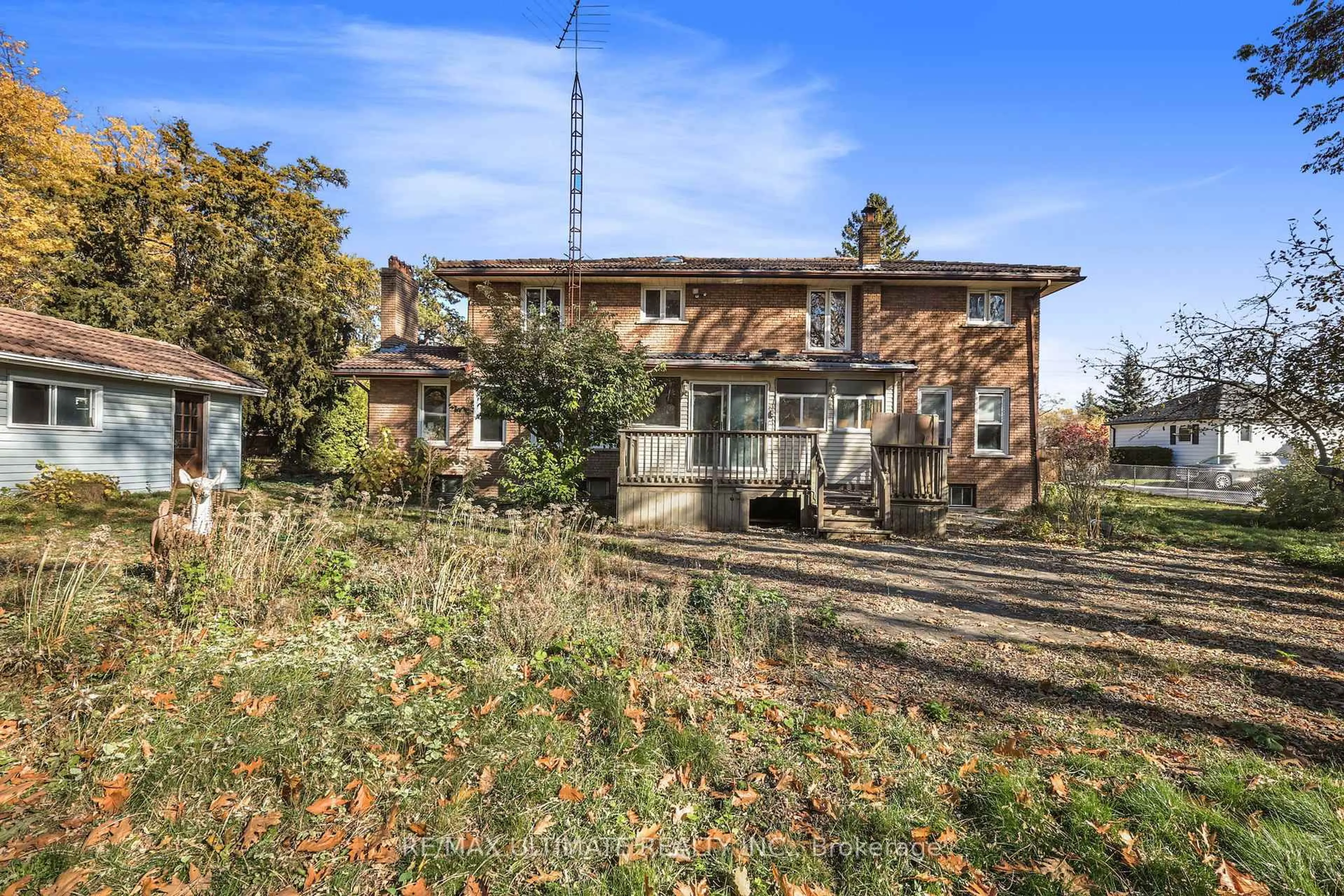 Unknown for 1010 Ritson Rd, Oshawa Ontario L1G 6Z5