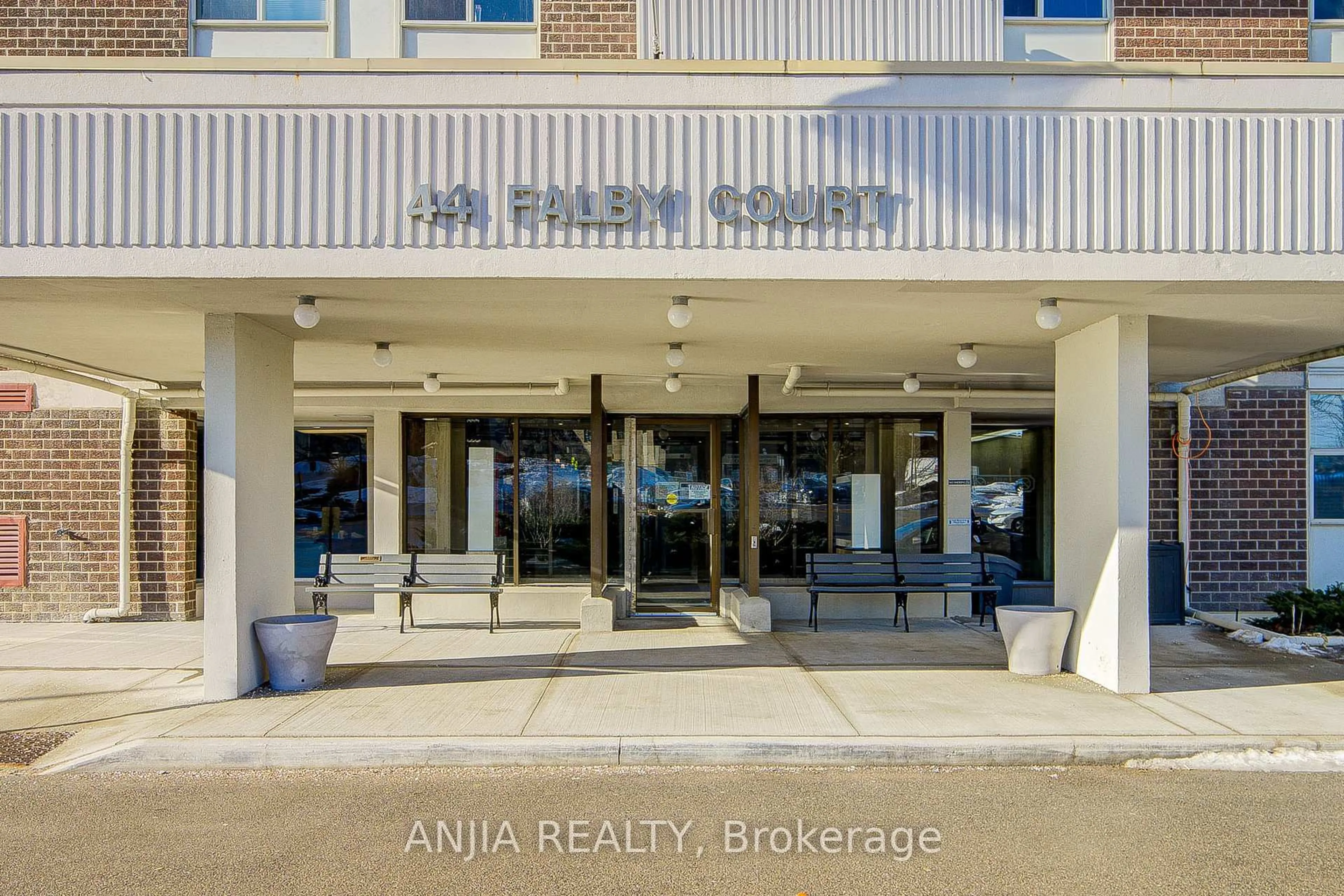 Unknown for 44 Falby Crt #1011, Ajax Ontario L1S 3L1