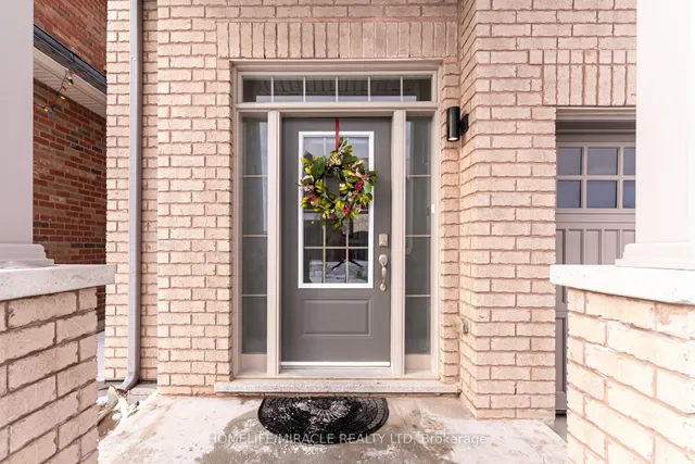 283 Fleetwood Dr, Oshawa 5