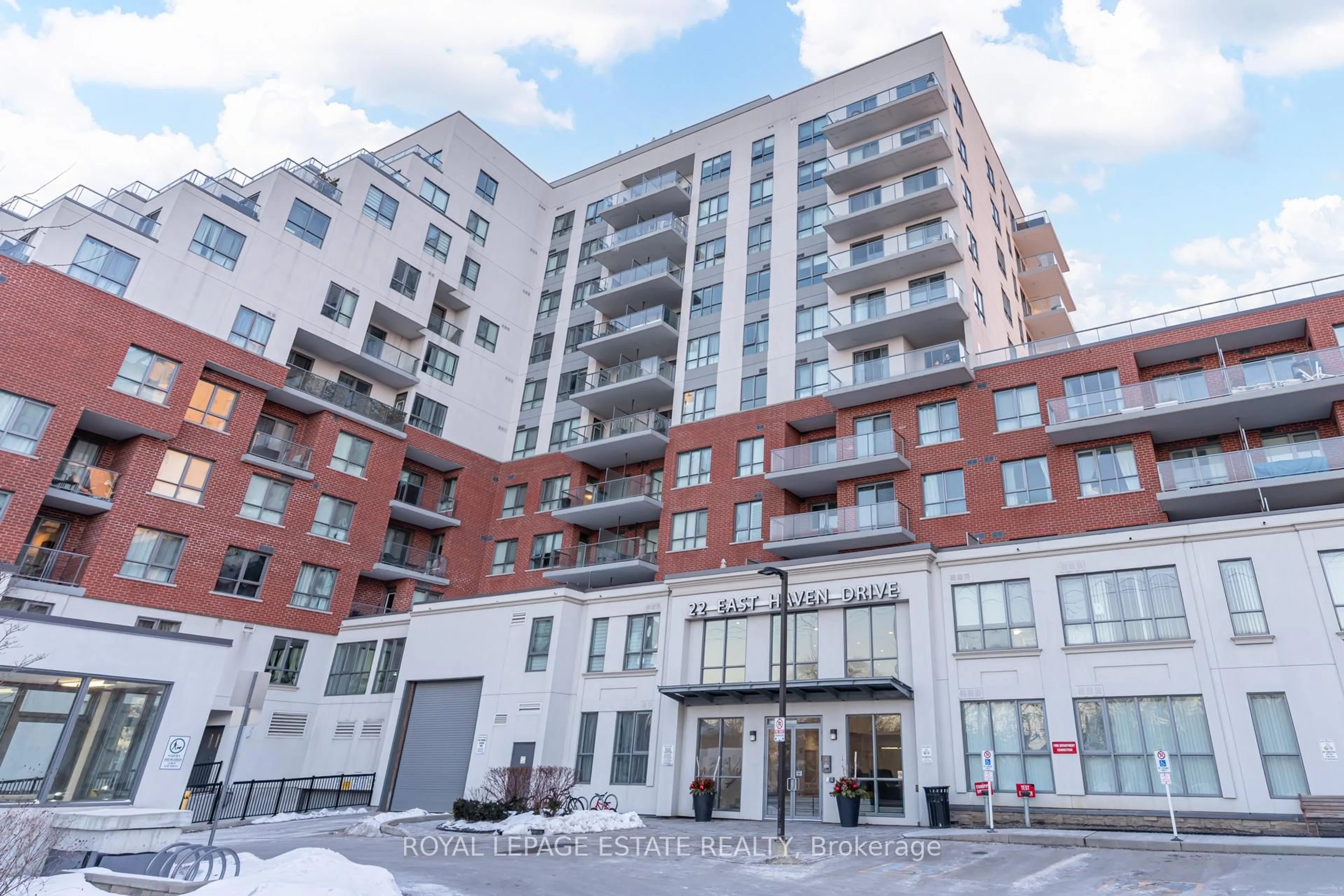 Patio, street for 22 East Haven Dr #818, Toronto Ontario M1N 1L9