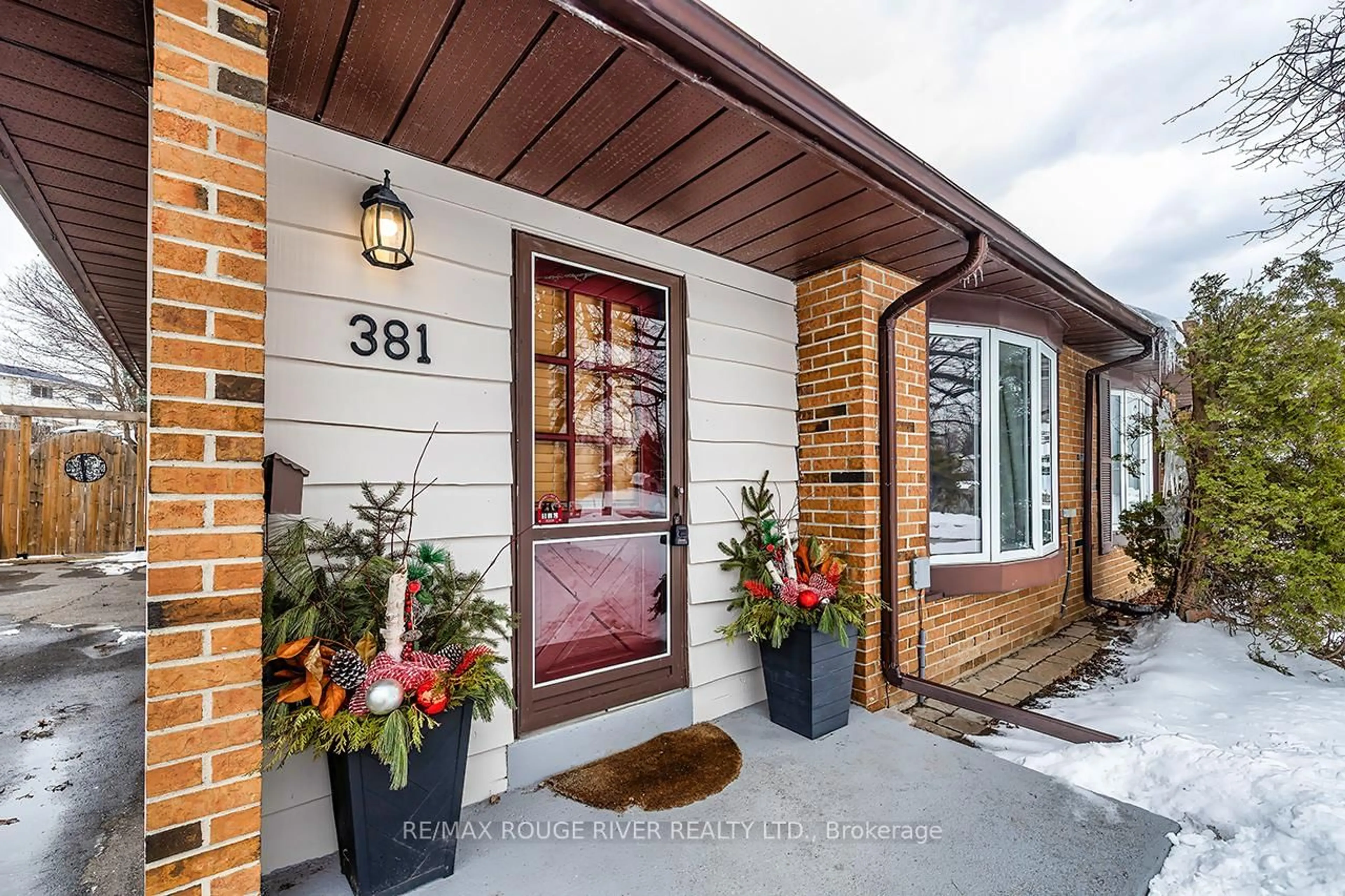 Home with brick exterior material, street for 381 Fleetwood Dr, Oshawa Ontario L1K 1C2