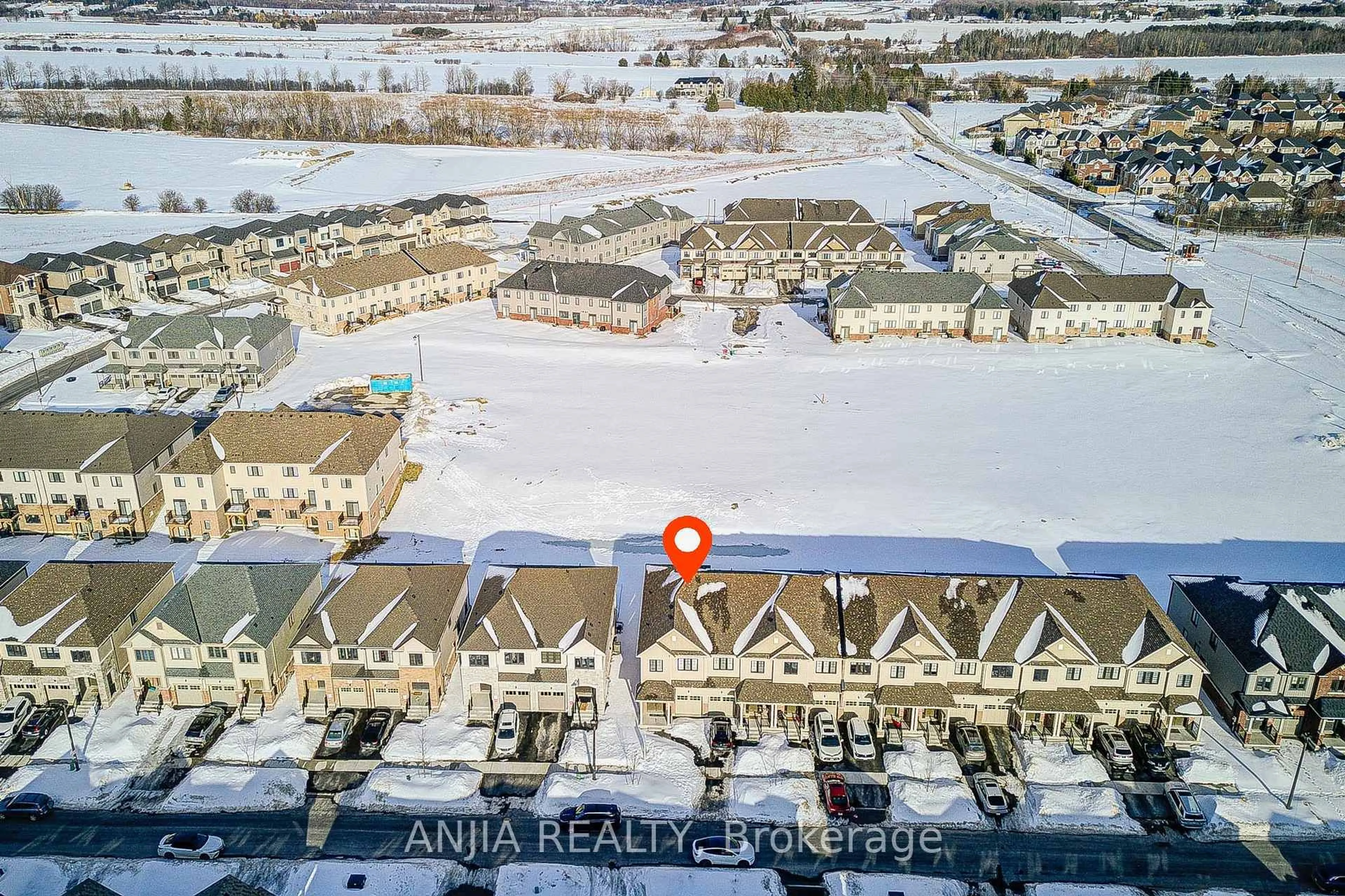 A pic from outside/outdoor area/front of a property/back of a property/a pic from drone, city buildings view from balcony for 2020 Horace Duncan Cres, Oshawa Ontario L1L 0W4
