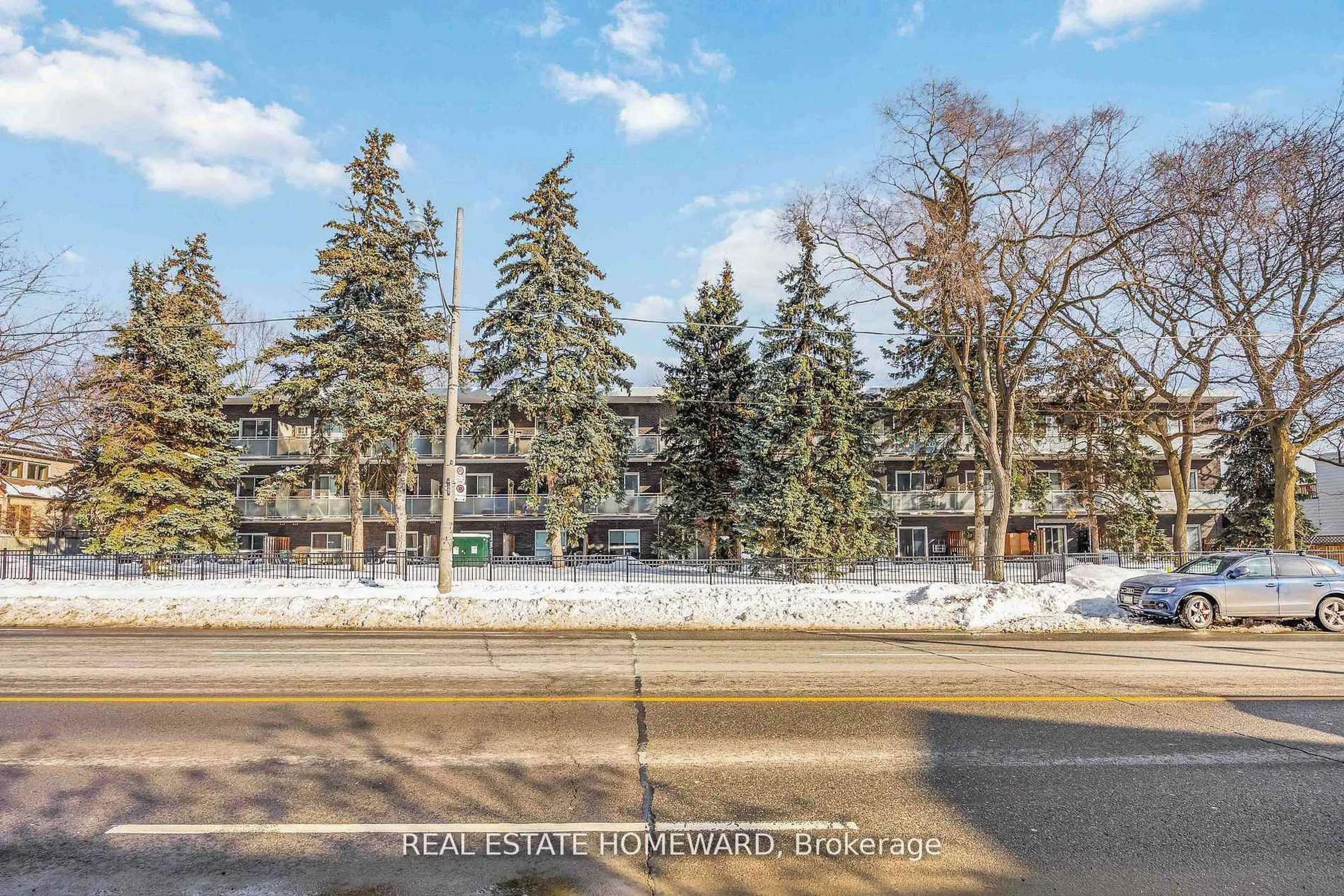 Unknown for 123 Woodbine Ave #207, Toronto Ontario M4L 3V8