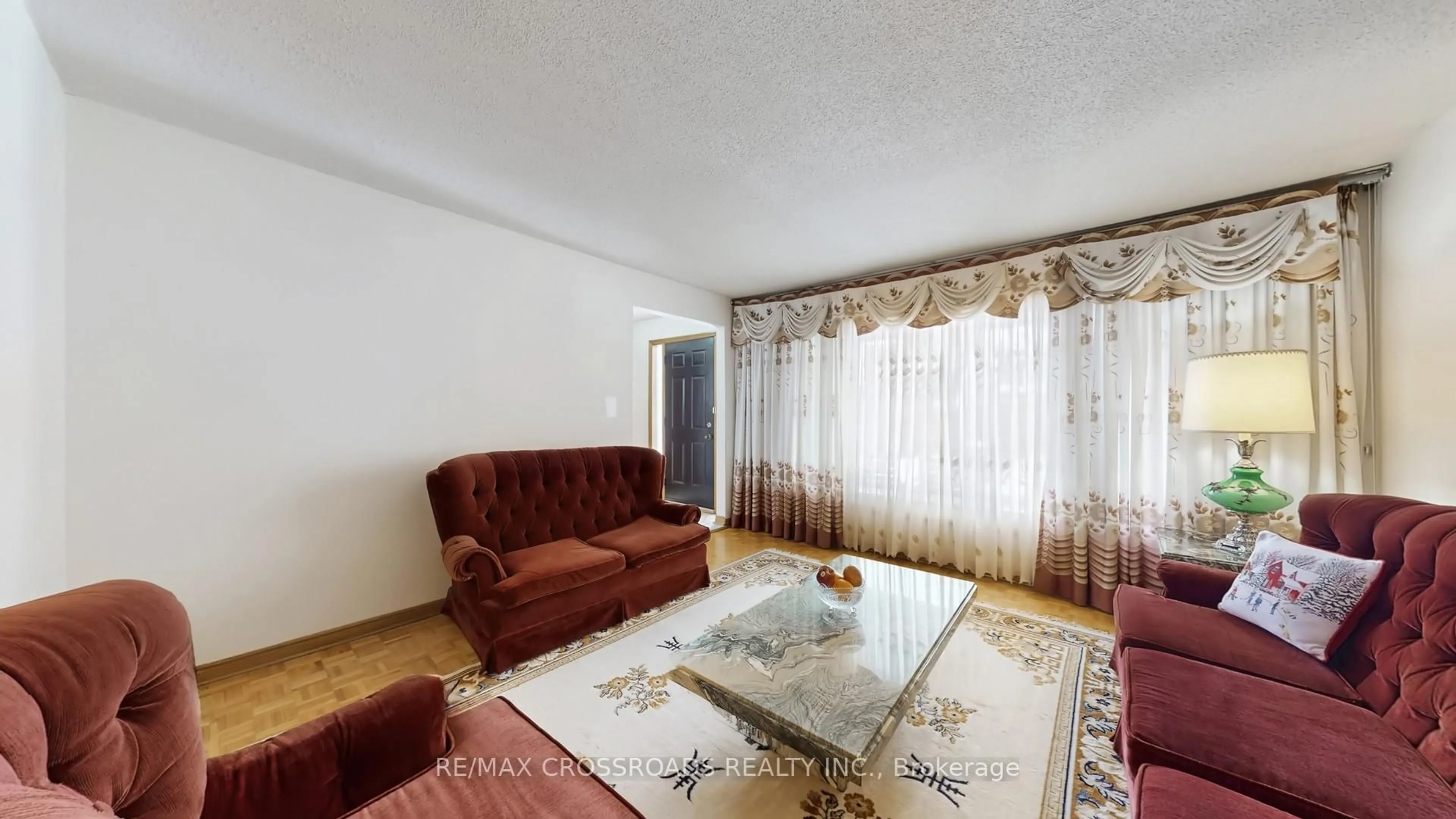 Living room with furniture, unknown for 93A Wanstead Ave, Toronto Ontario M1L 3L6