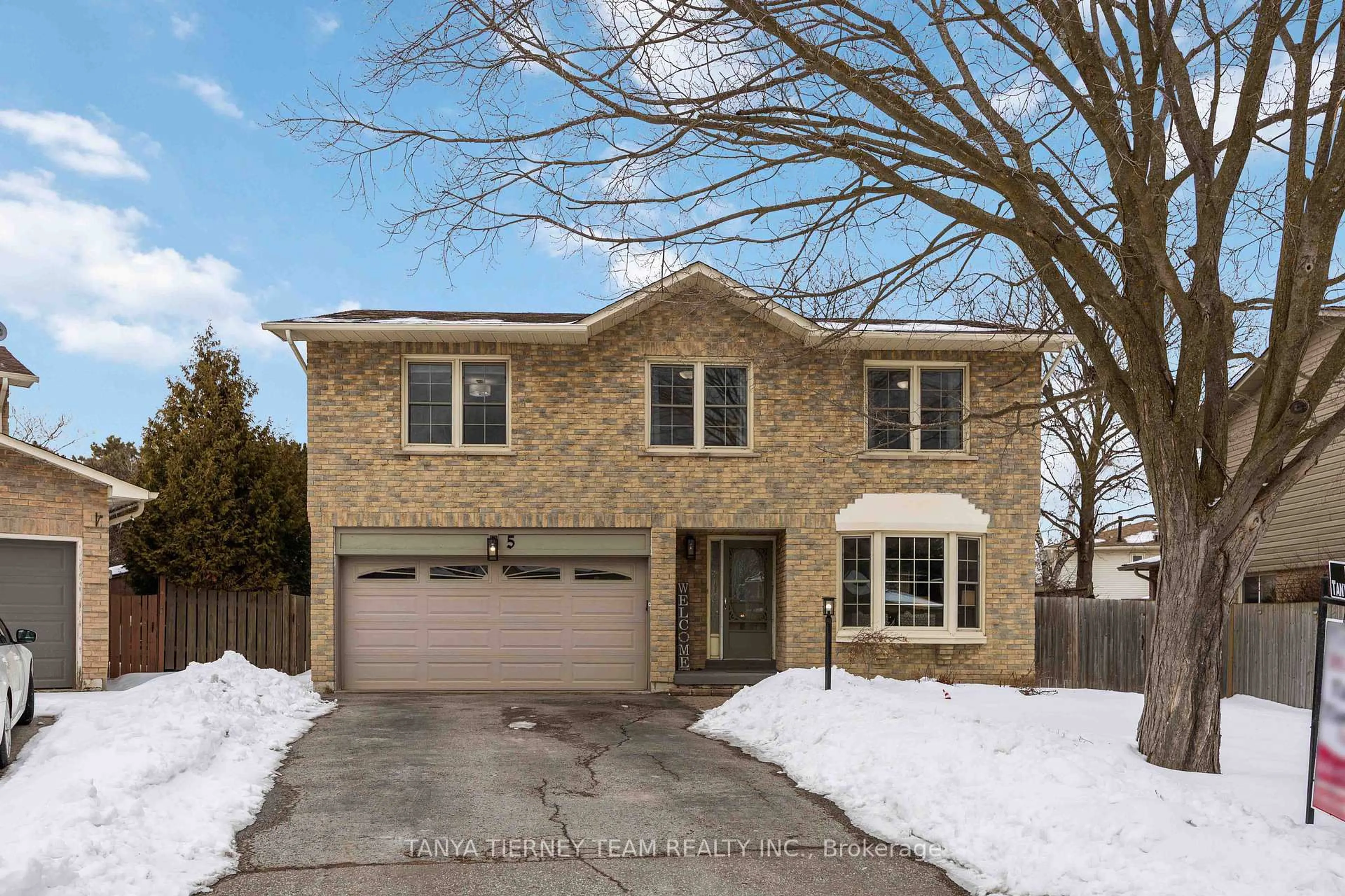 Home with brick exterior material, street for 5 Jansen Crt, Whitby Ontario L1N 6V4