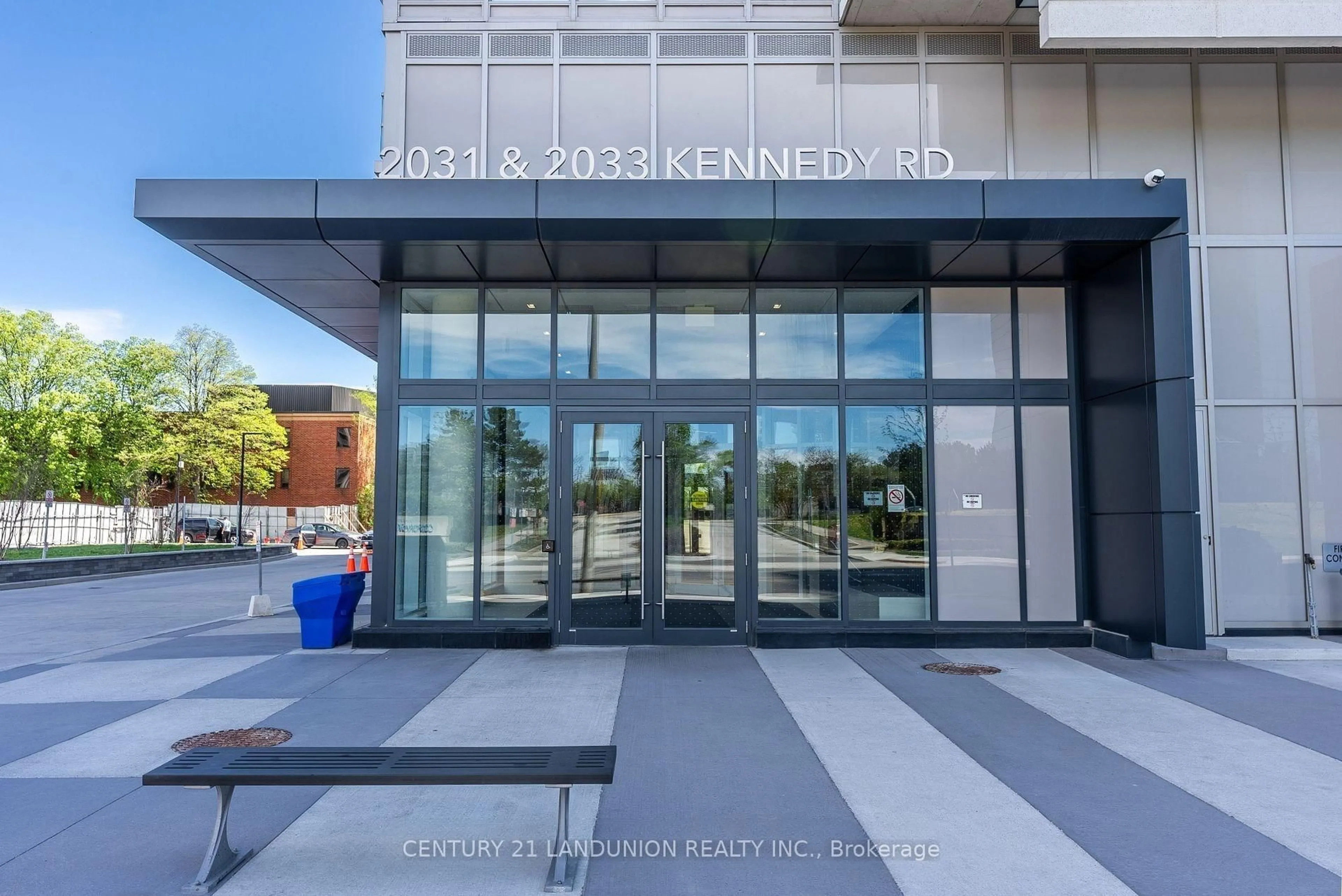 Unknown for 2031 kennedy Rd #925, Toronto Ontario M1T 0B8