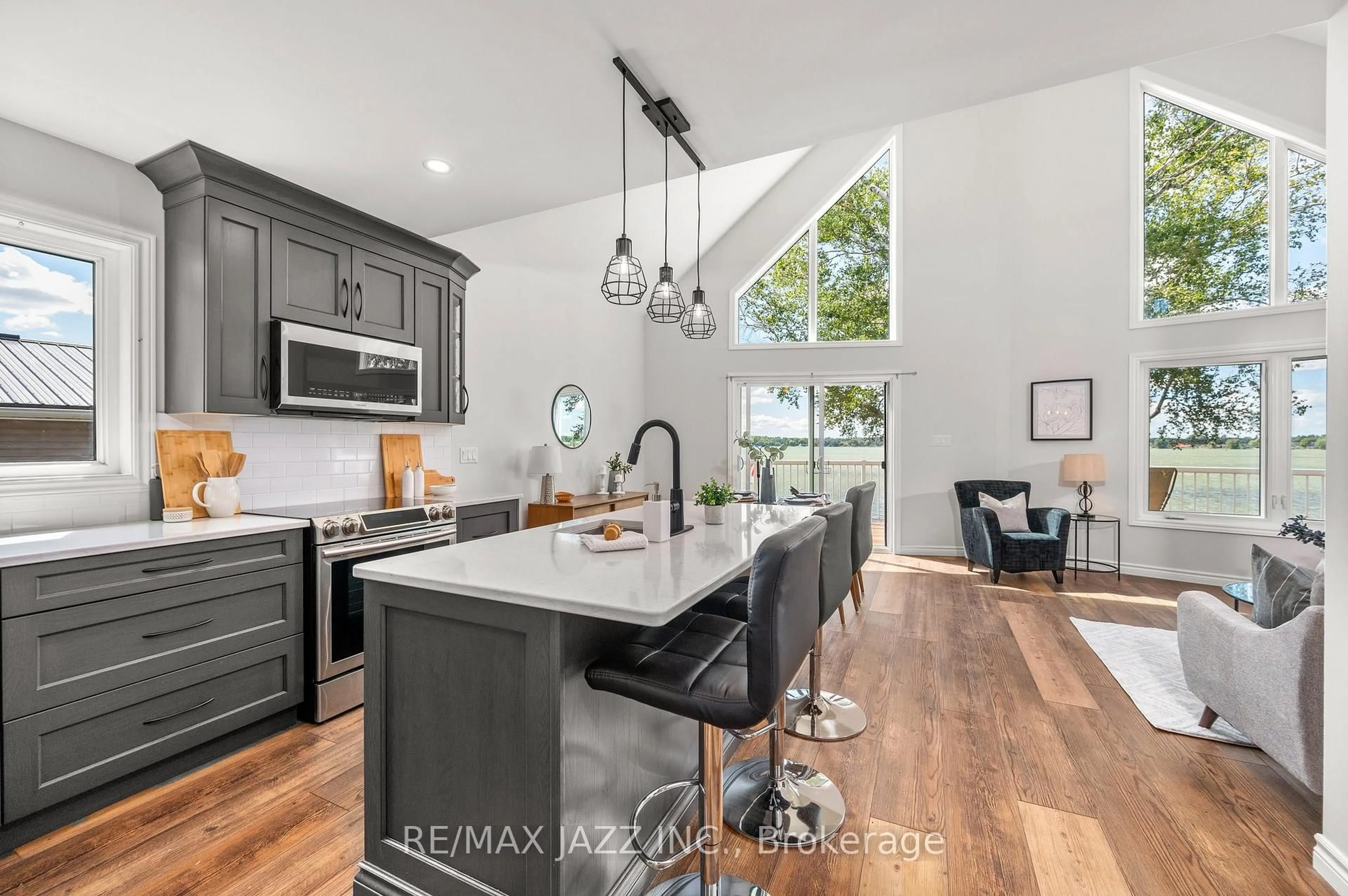 Open concept kitchen, ceramic/tile floor for 94 Coleman Cres, Scugog Ontario L0B 1K0