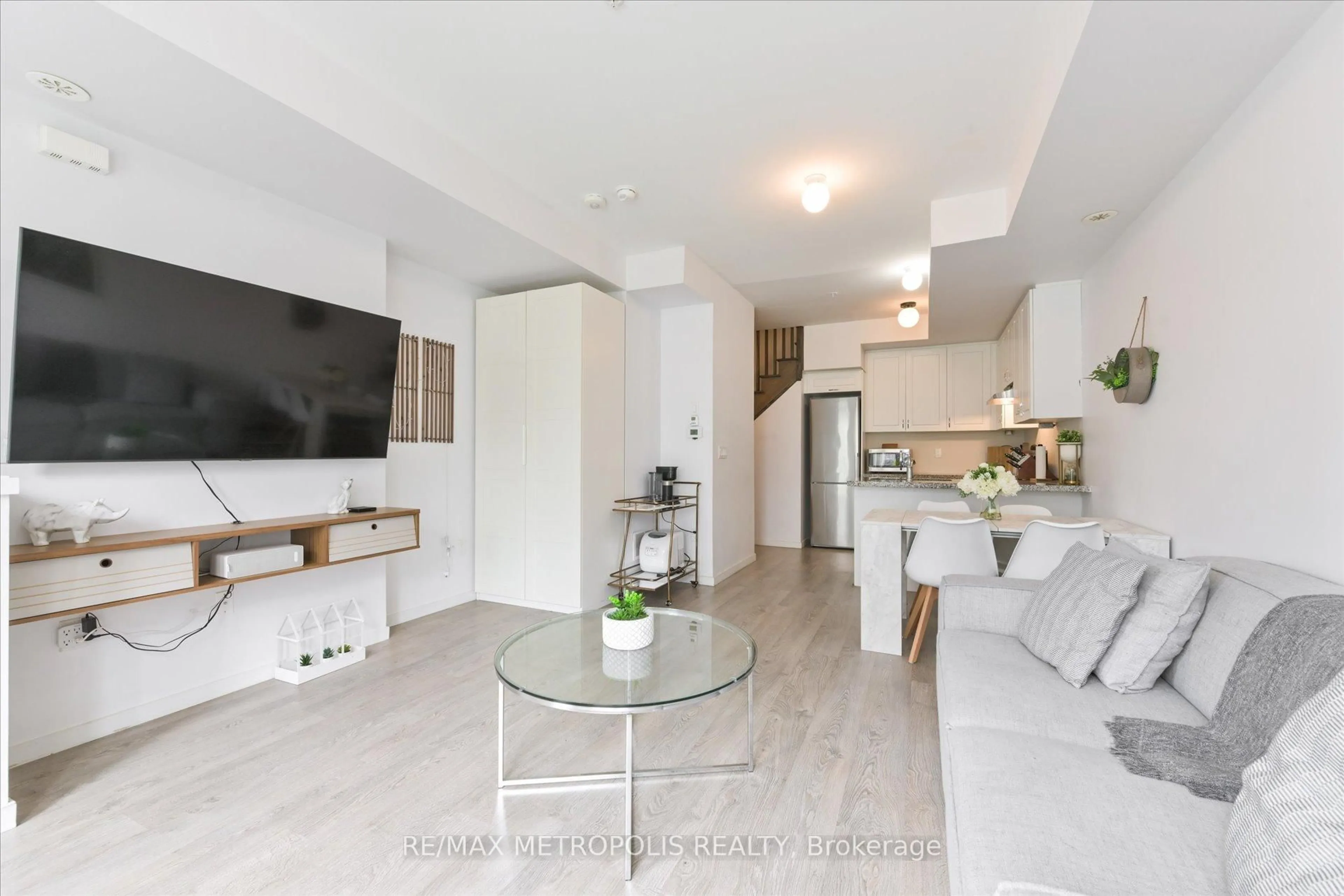 Unknown for 1711 Pure Springs Blvd #503, Pickering Ontario L1X 0E3