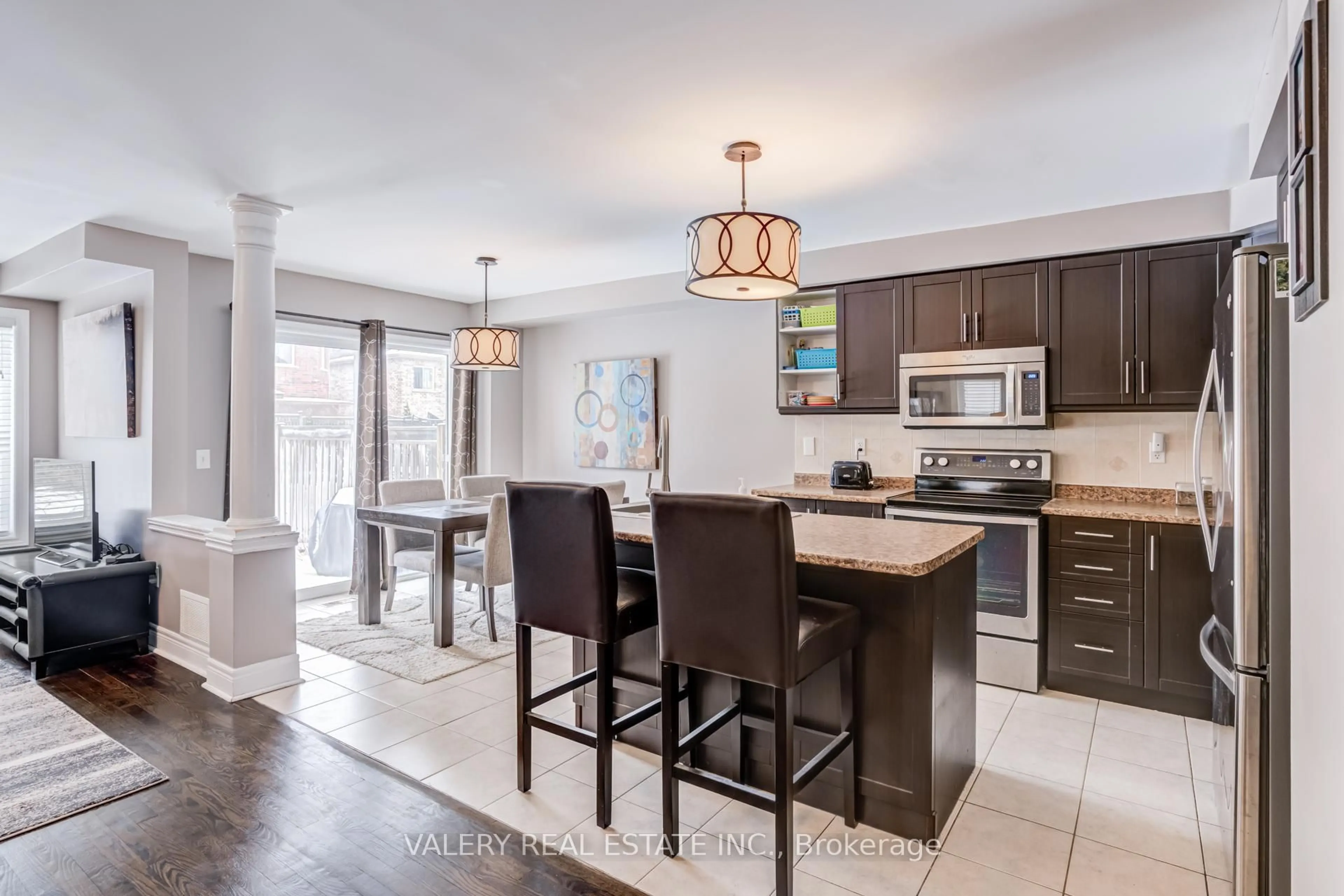 Open concept kitchen, unknown for 63 Bathgate Cres, Clarington Ontario L1E 0B4