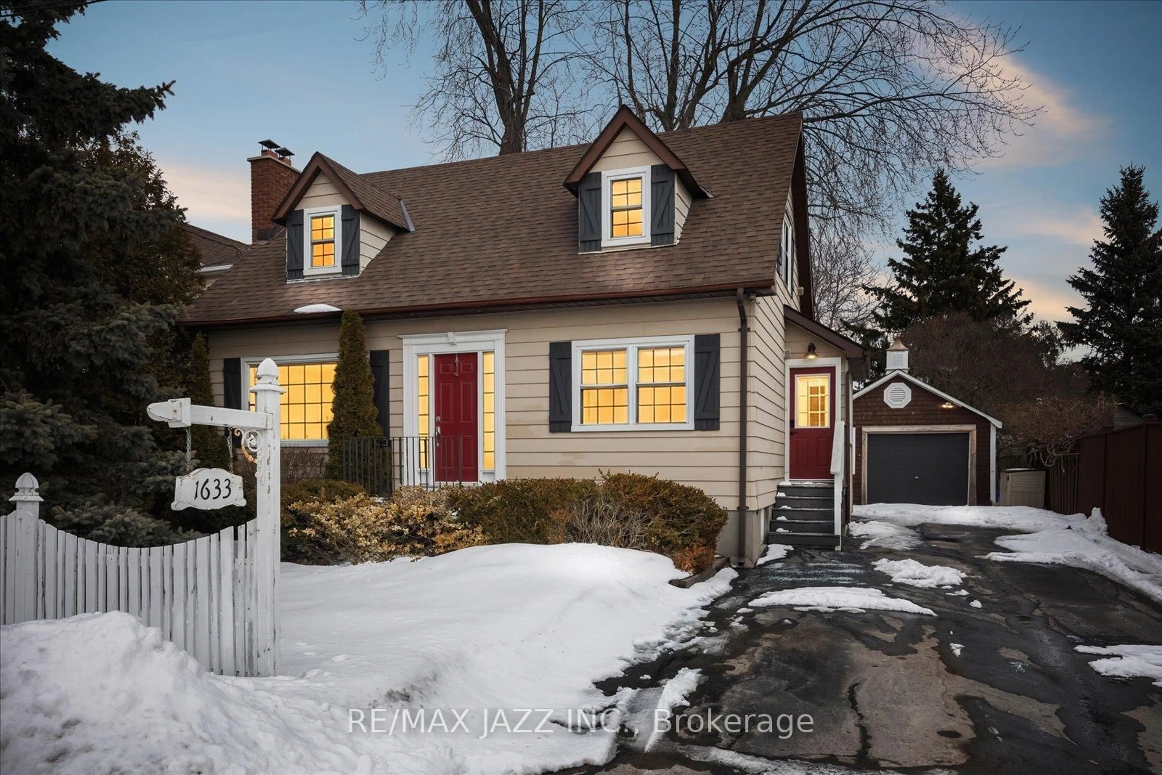 Home with brick exterior material, street for 1633 Charles St, Whitby Ontario L1N 1C1