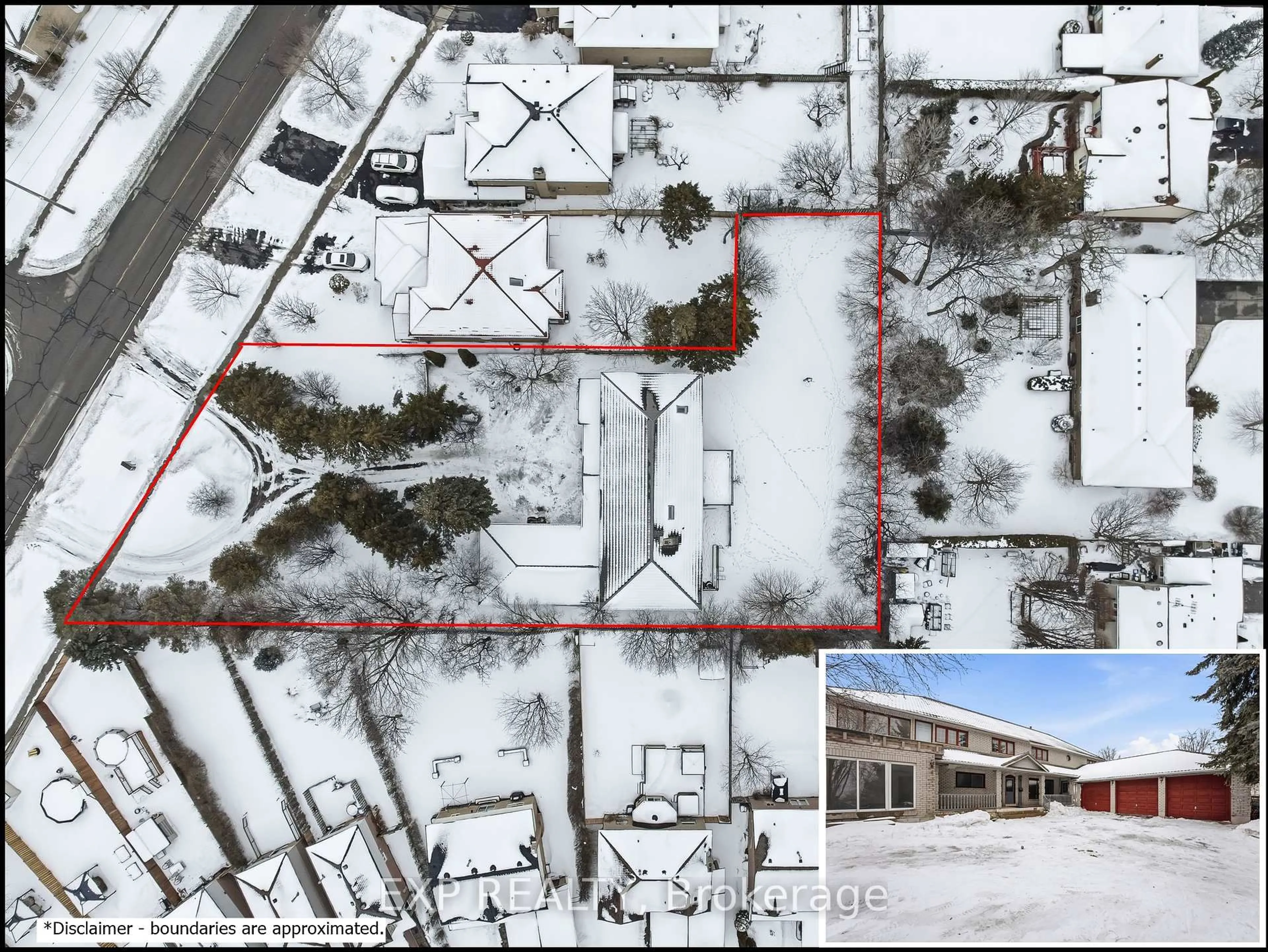 A pic from outside/outdoor area/front of a property/back of a property/a pic from drone, building for 1622 Burns St, Whitby Ontario L1N 9E2