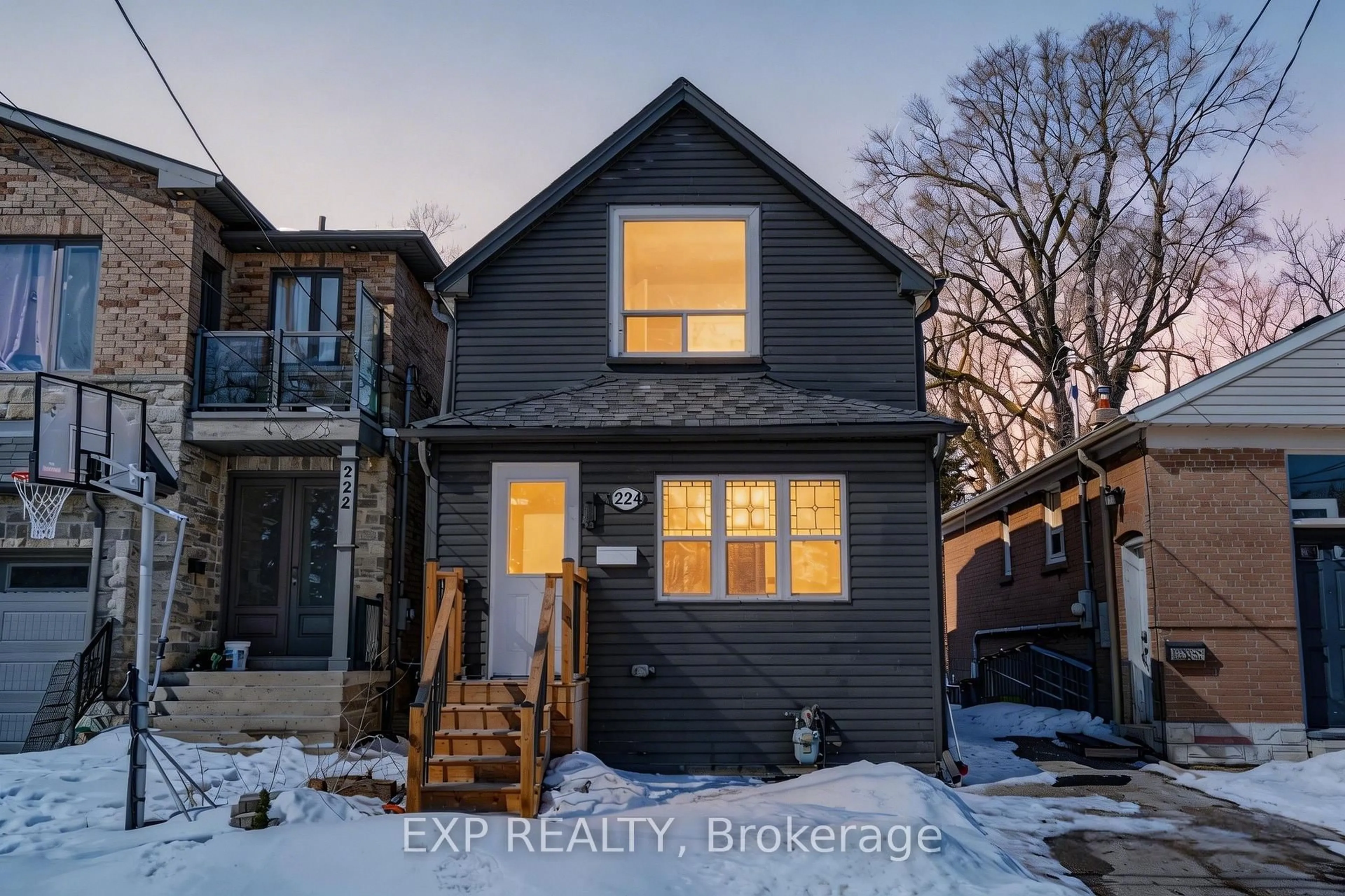 Home with brick exterior material, street for 224 Aylesworth Ave, Toronto Ontario M1N 2J6