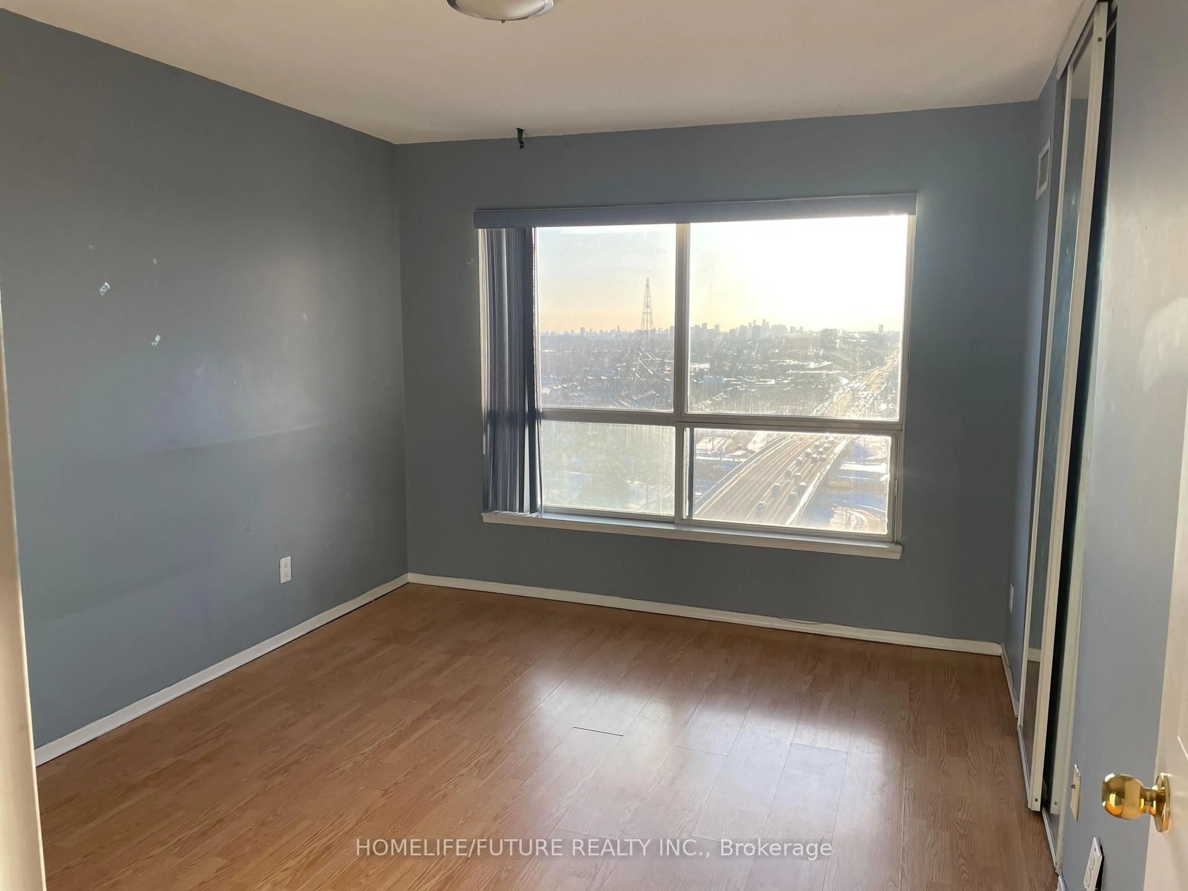 A pic of a room for 2550 Lawrence Ave #2209, Toronto Ontario M1P 4Z3