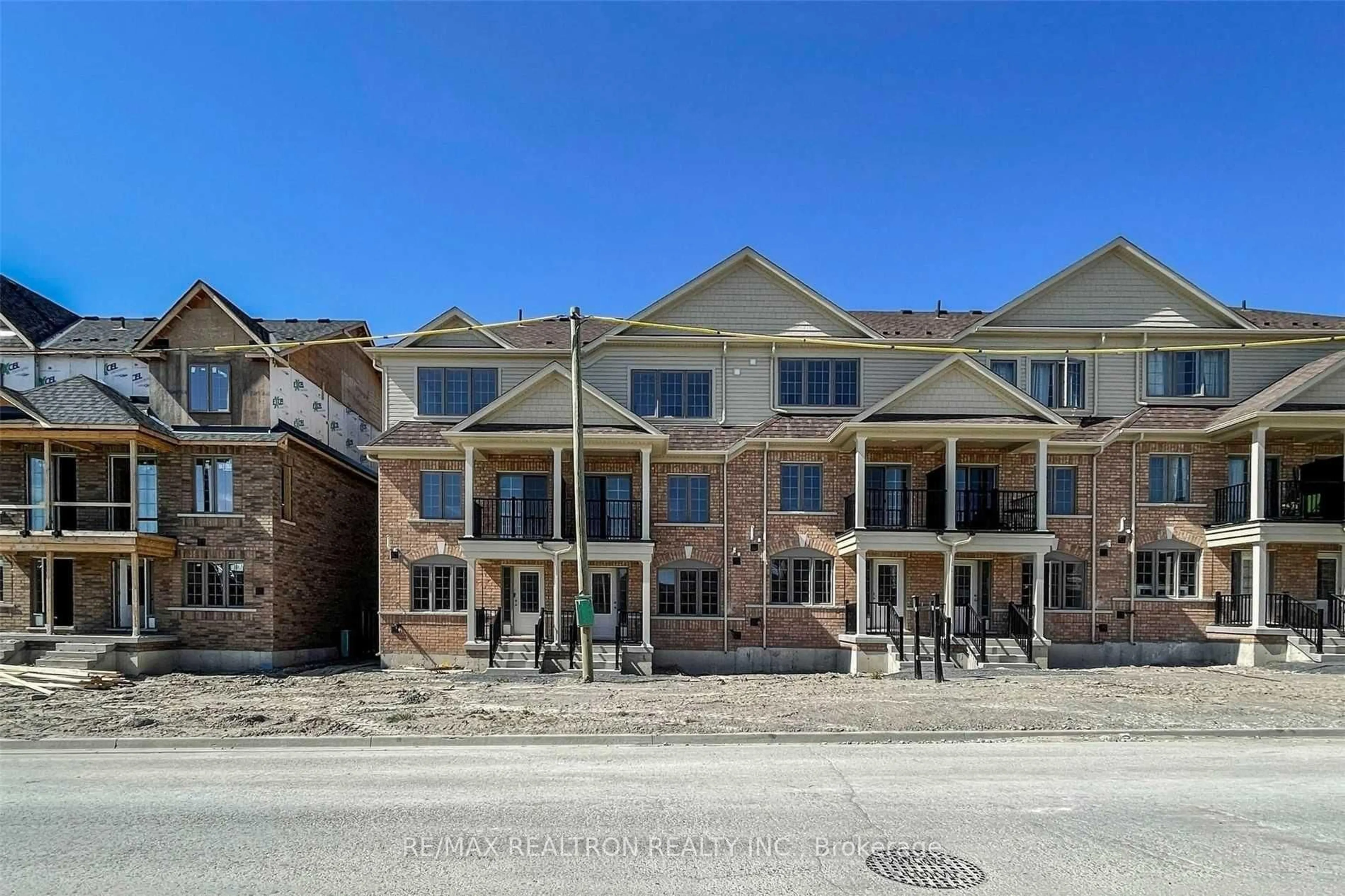 Unknown for 203 Royal Northern Path #73, Oshawa Ontario L1L 0R6