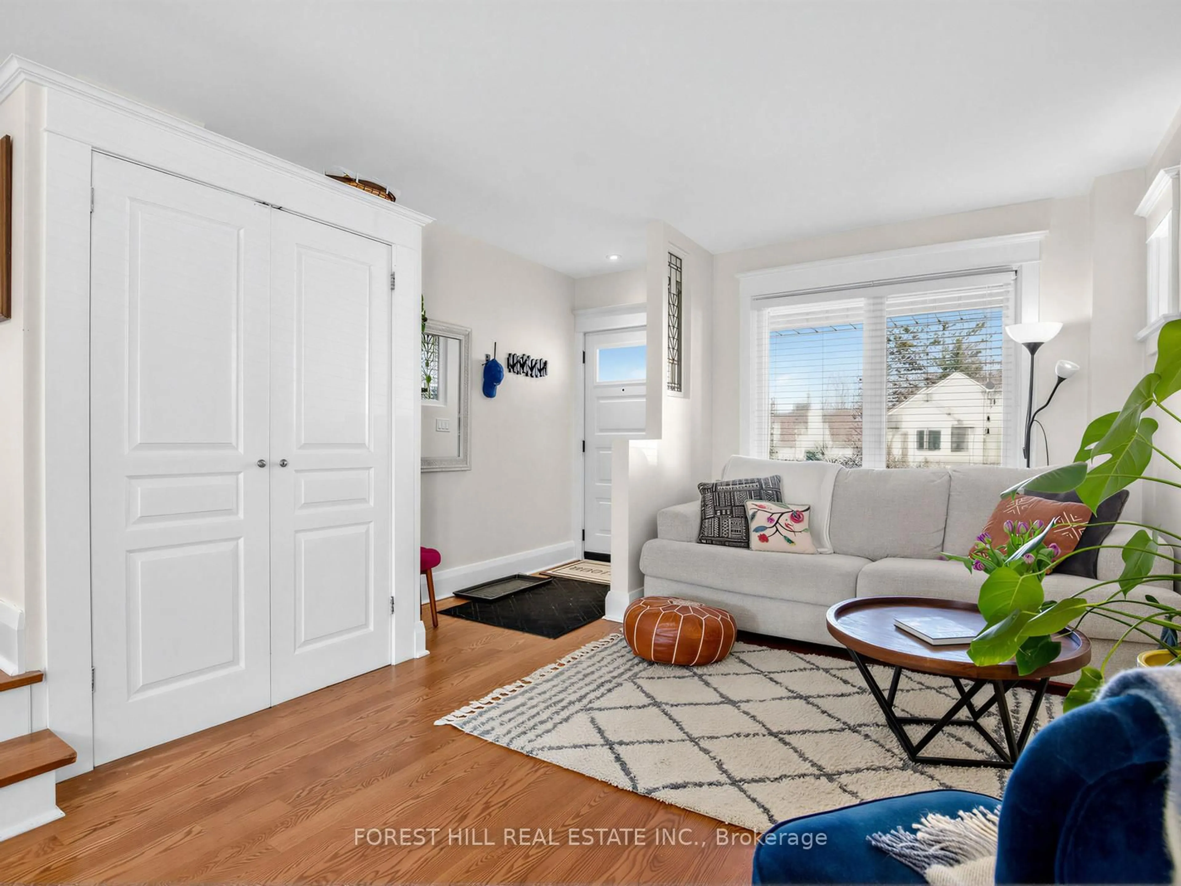 Living room with furniture, unknown for 715 Sammon Ave, Toronto Ontario M4C 2E3