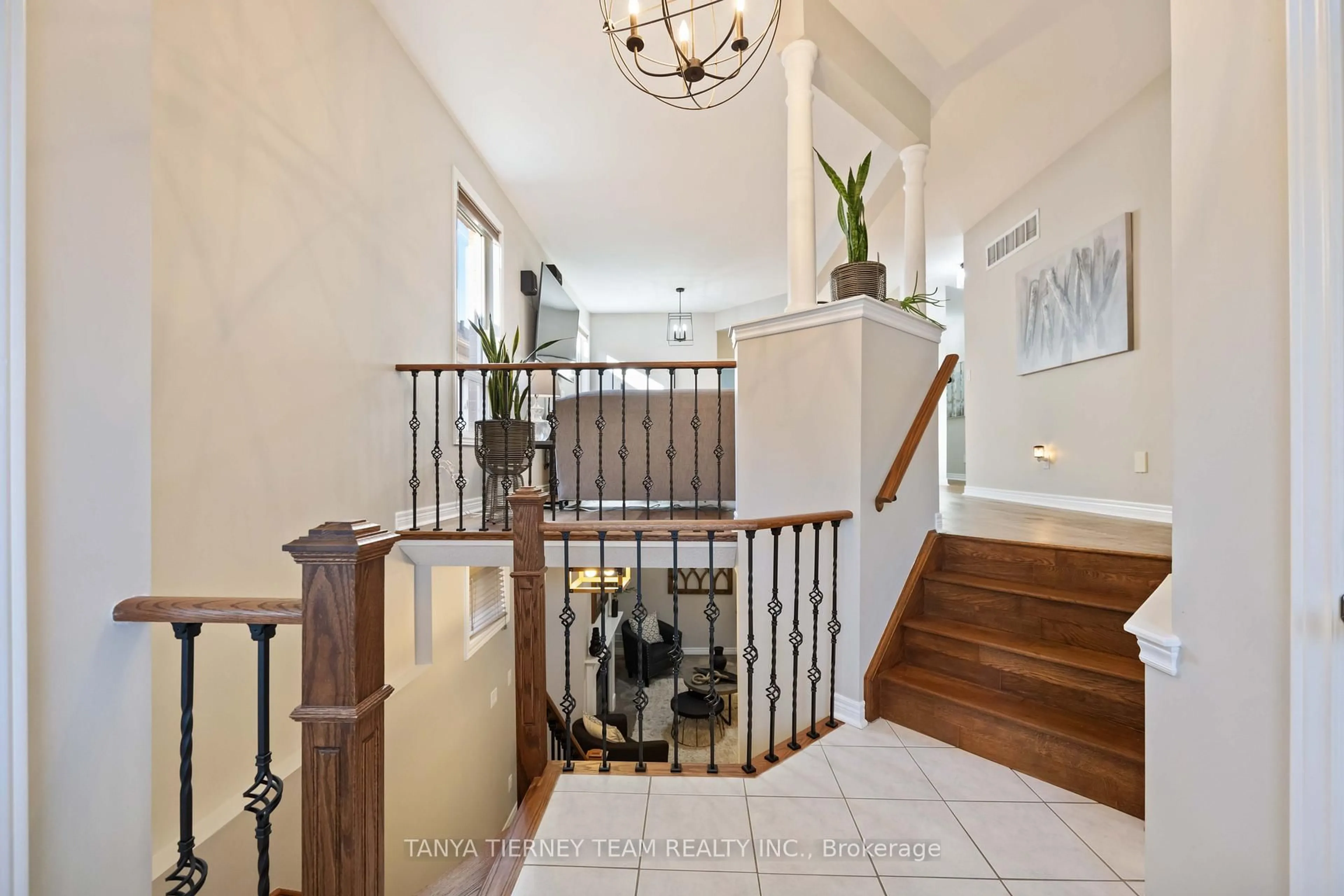 Unknown for 16 Cody Ave, Whitby Ontario L1M 1K8