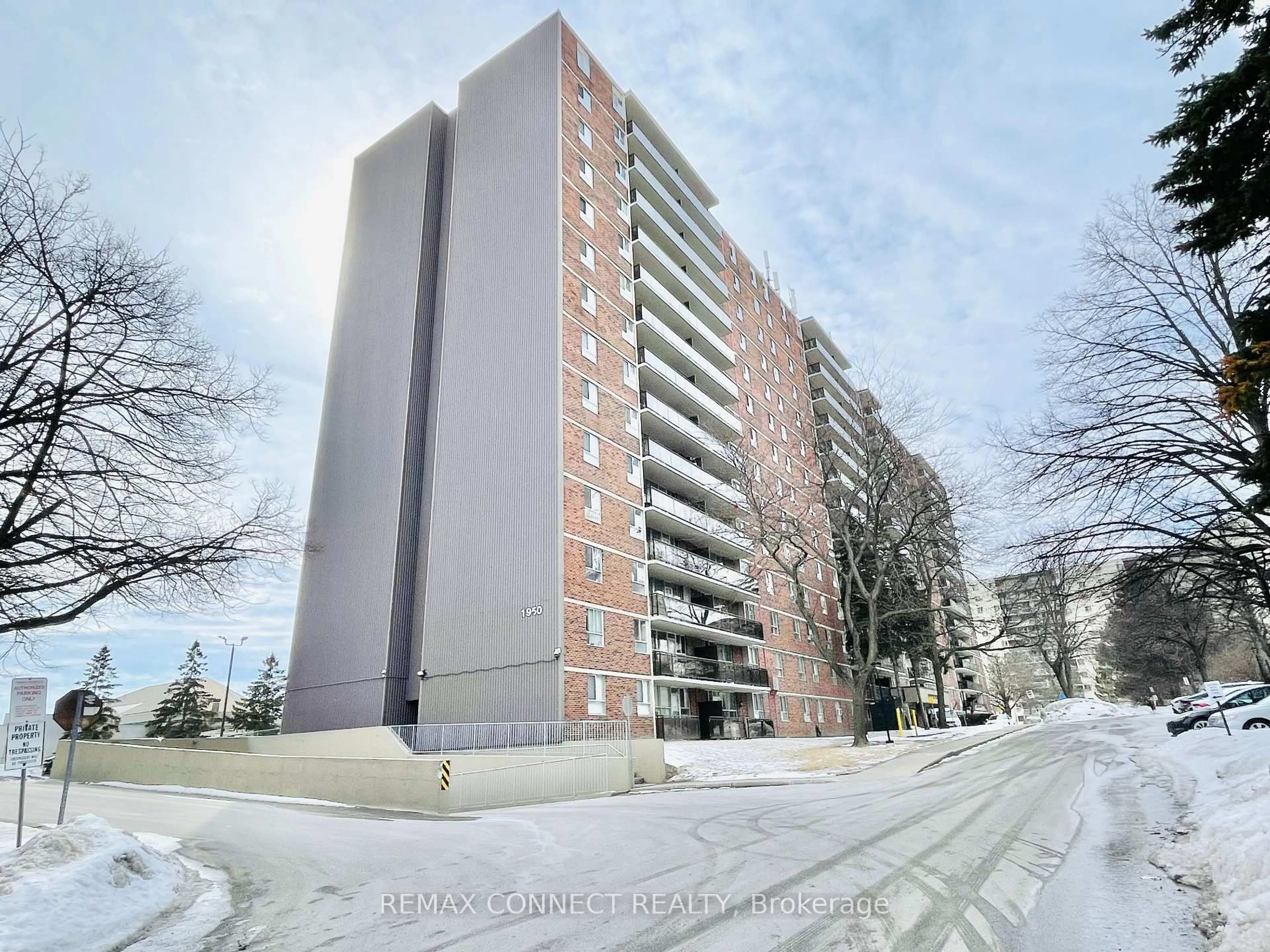 Unknown for 1950 Kennedy Rd #909, Toronto Ontario M1P 4S9