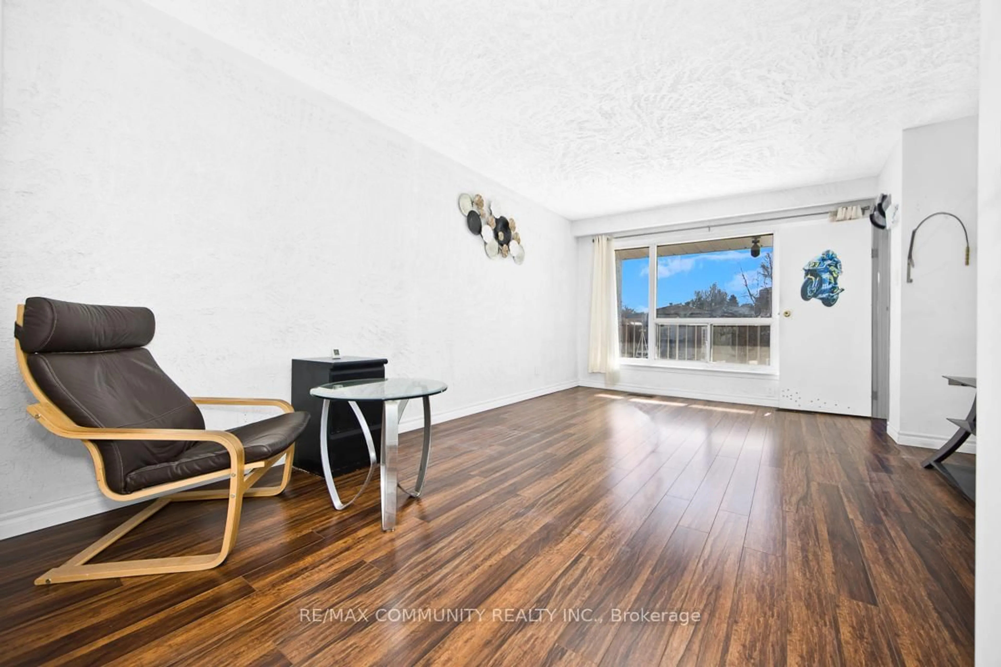 A pic of a room for 74 Glenstroke Dr, Toronto Ontario M1S 2Z9