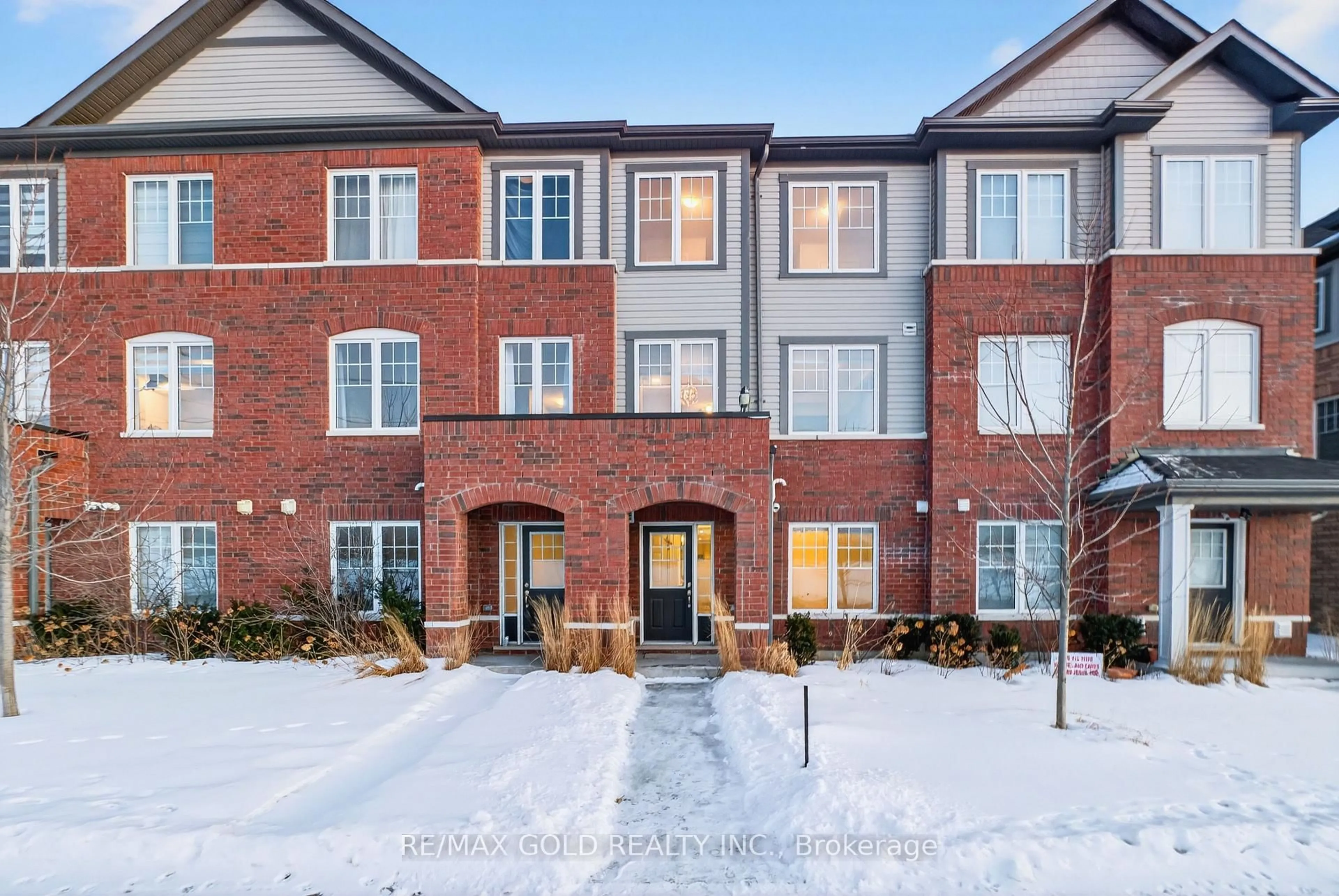 Home with brick exterior material, unknown for 846 Atwater Path, Oshawa Ontario L1J 0E8