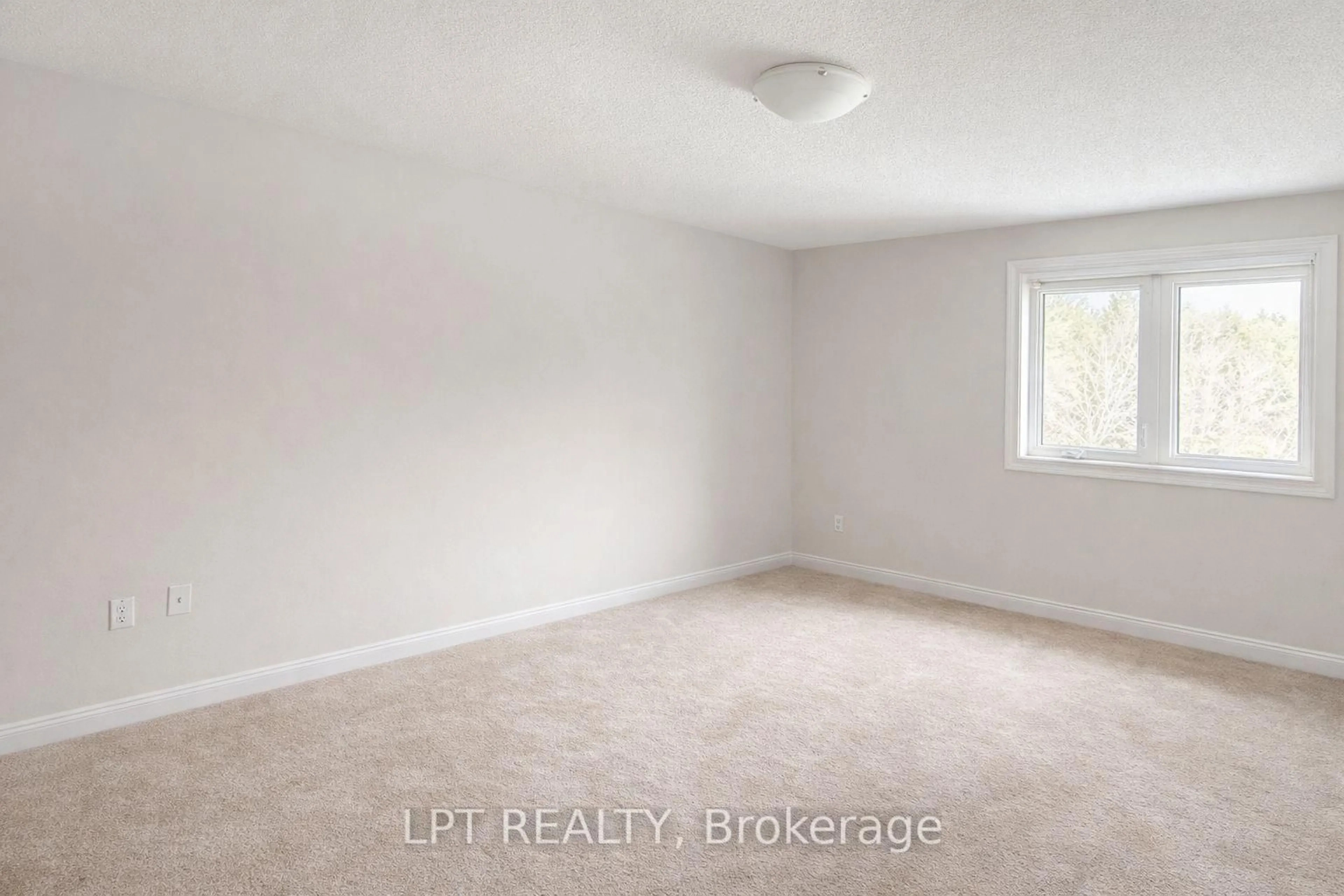 A pic of a room for 5575 Halls Rd, Whitby Ontario L1M 1S5