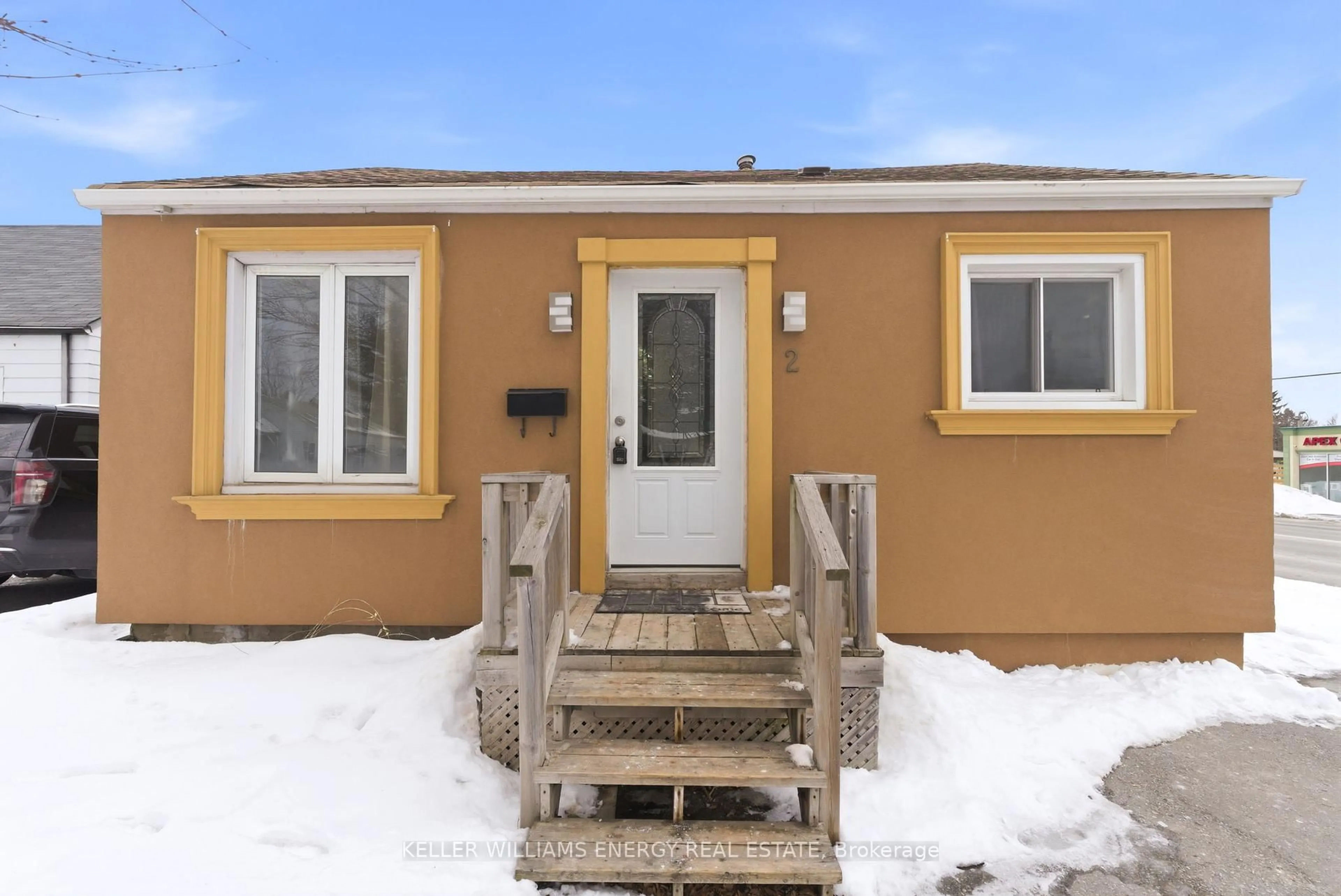 Unknown for 2 Ontario St, Ajax Ontario L1S 1T5