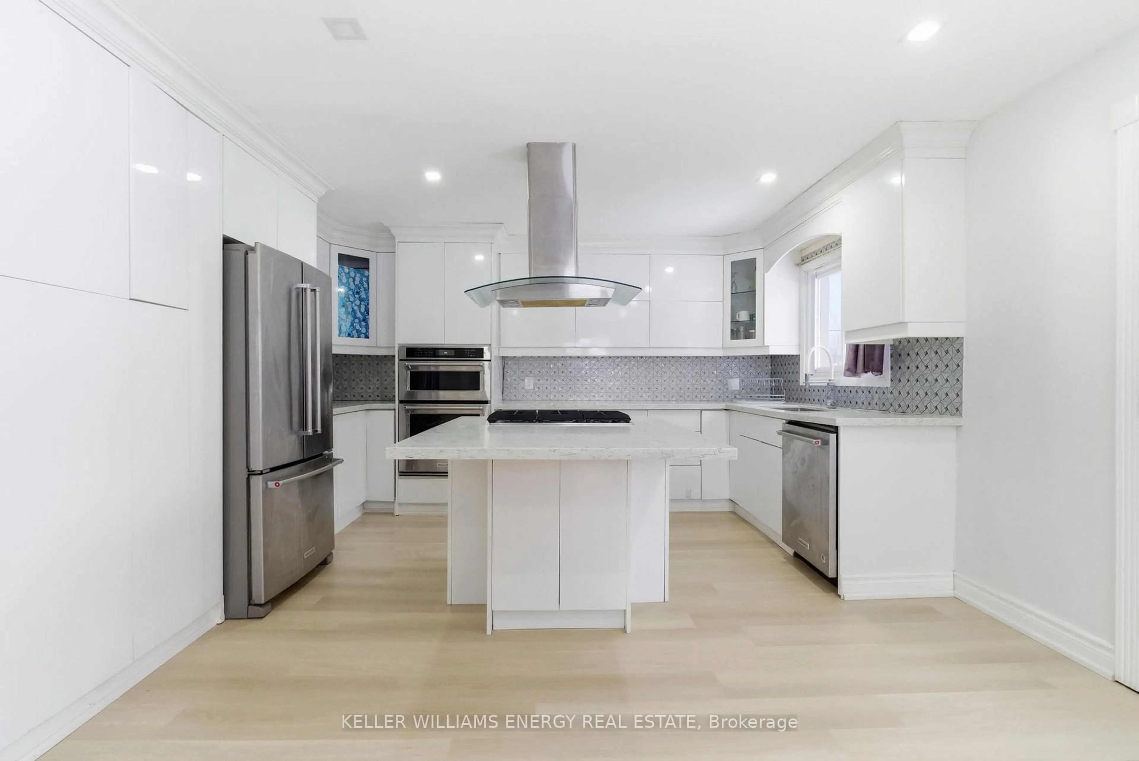 Open concept kitchen, unknown for 2 Ontario St, Ajax Ontario L1S 1T5