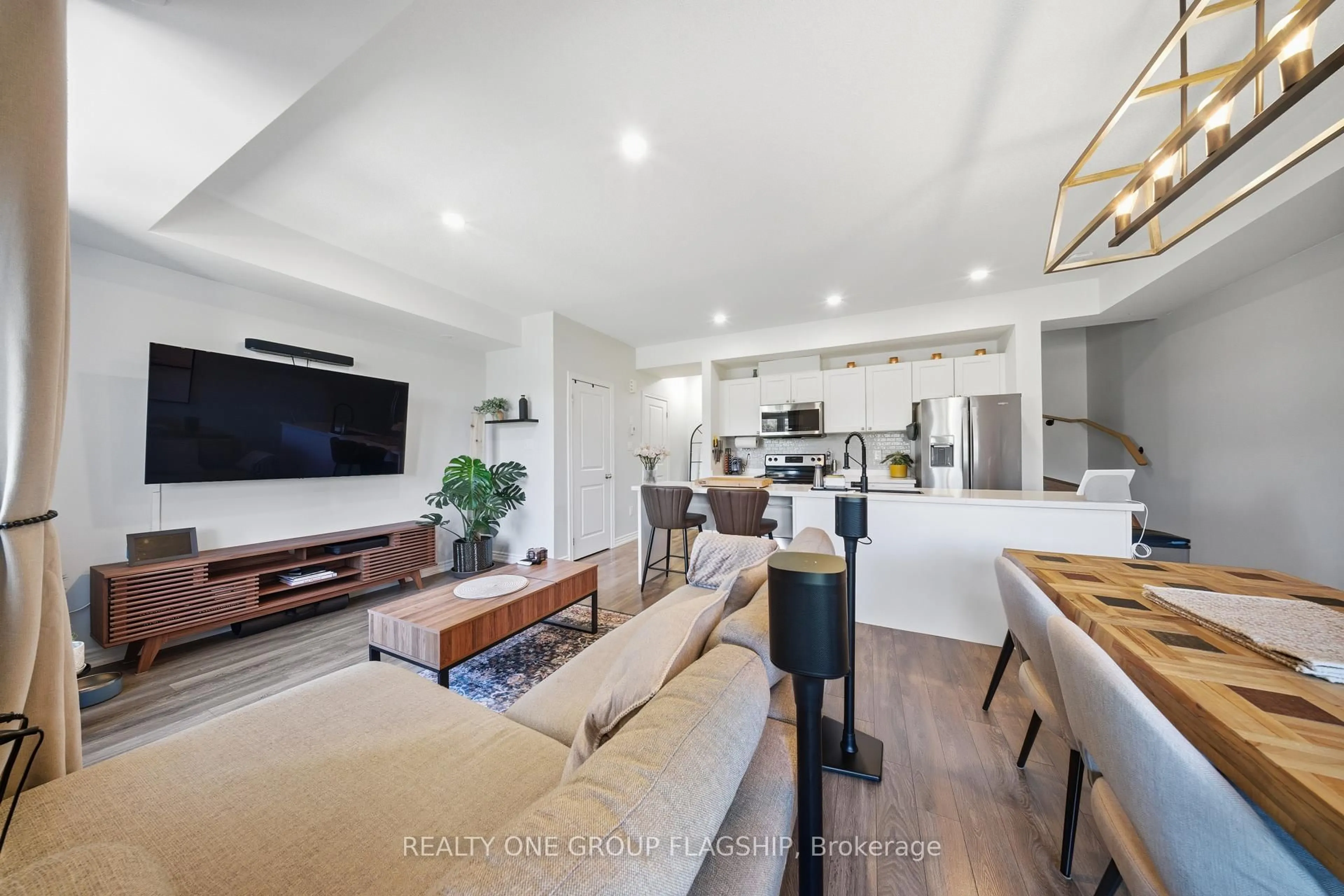 Open concept kitchen, unknown for 2613 Garrison Crossing, Pickering Ontario L1X 0E5