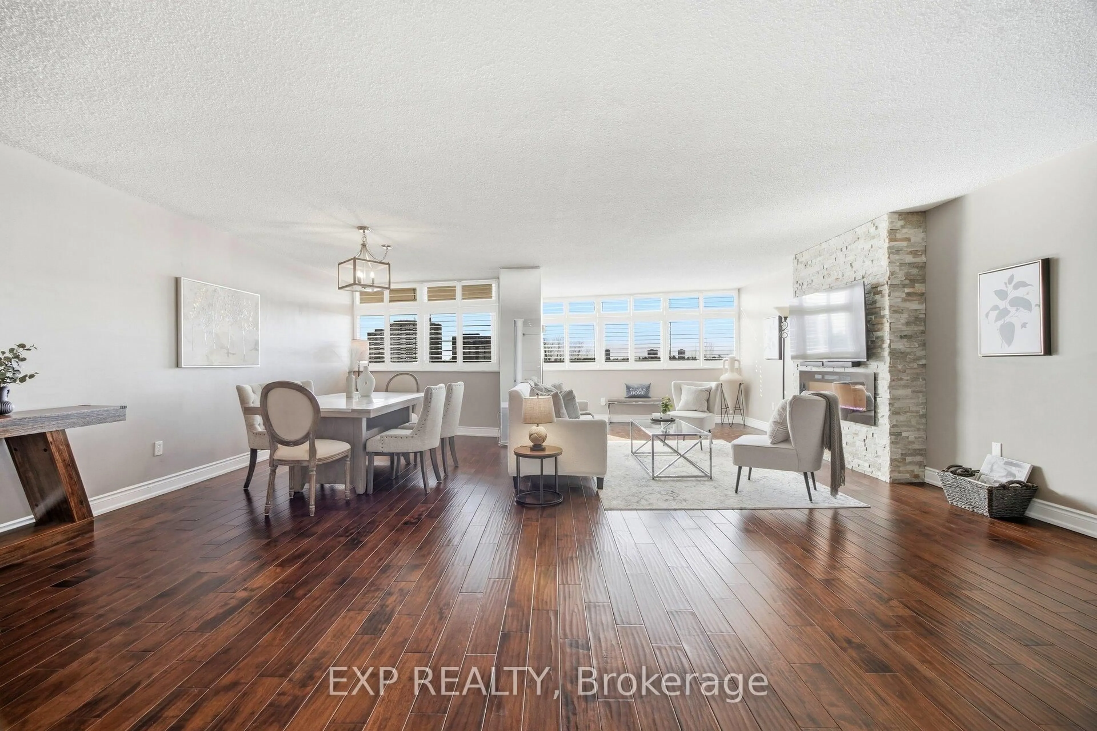 Unknown for 3131 Bridletowne Circ #607, Toronto Ontario M1W 2S9