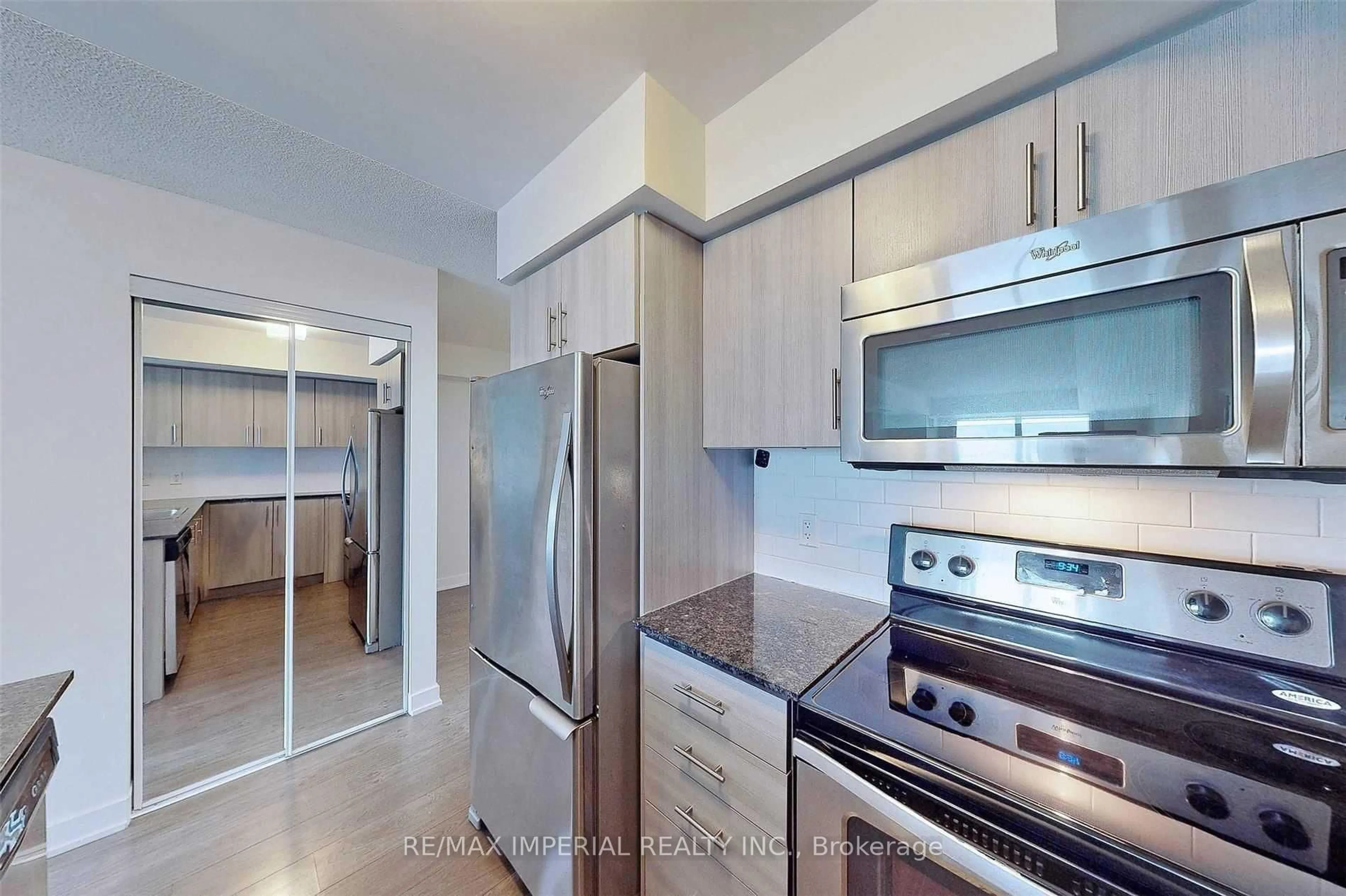 Standard kitchen, unknown for 185 Bonis Ave #1110, Toronto Ontario M1T 0A4