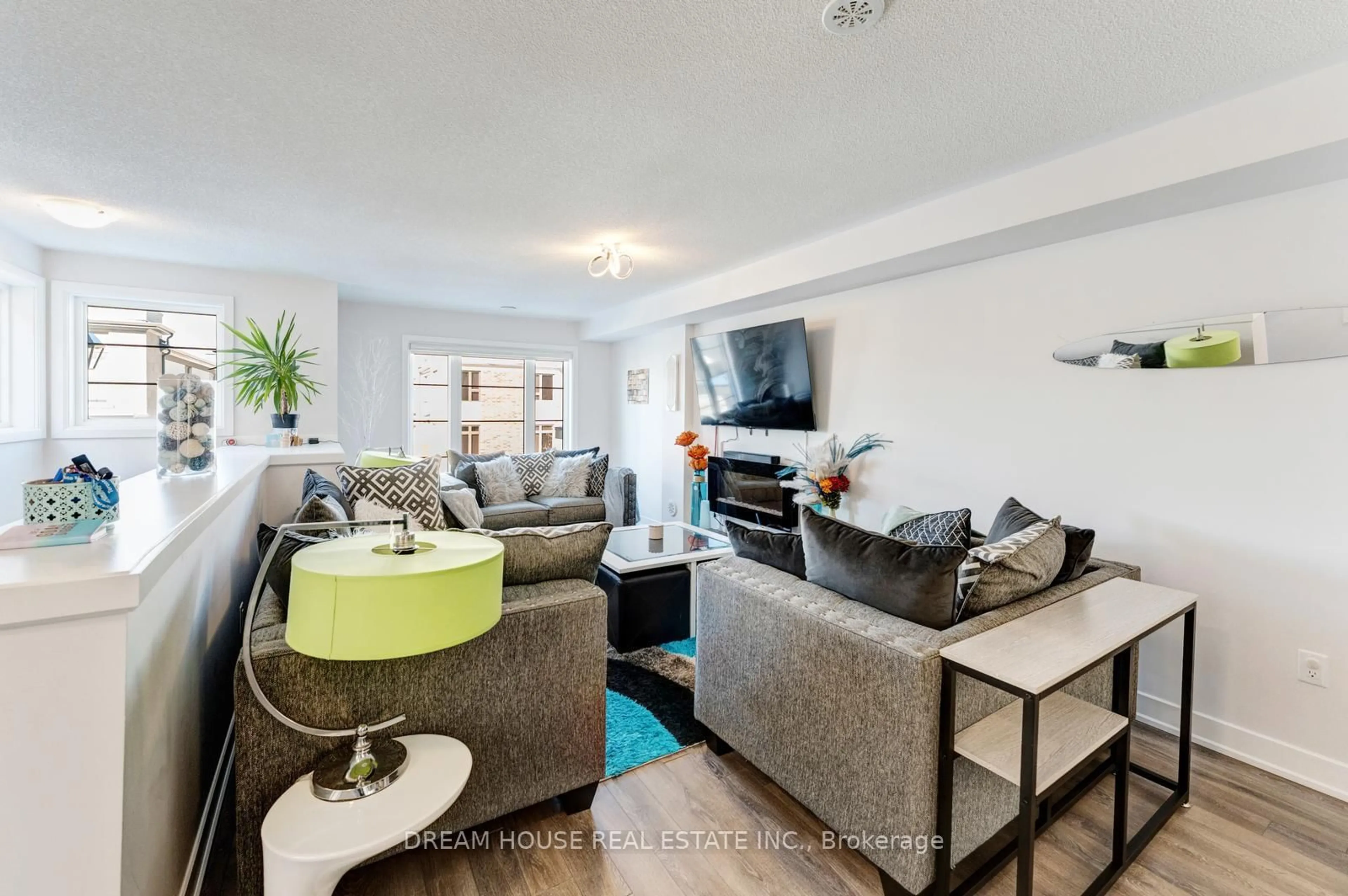 Living room with furniture, unknown for 71 Donald Fleming Way #108, Whitby Ontario L1R 0N8