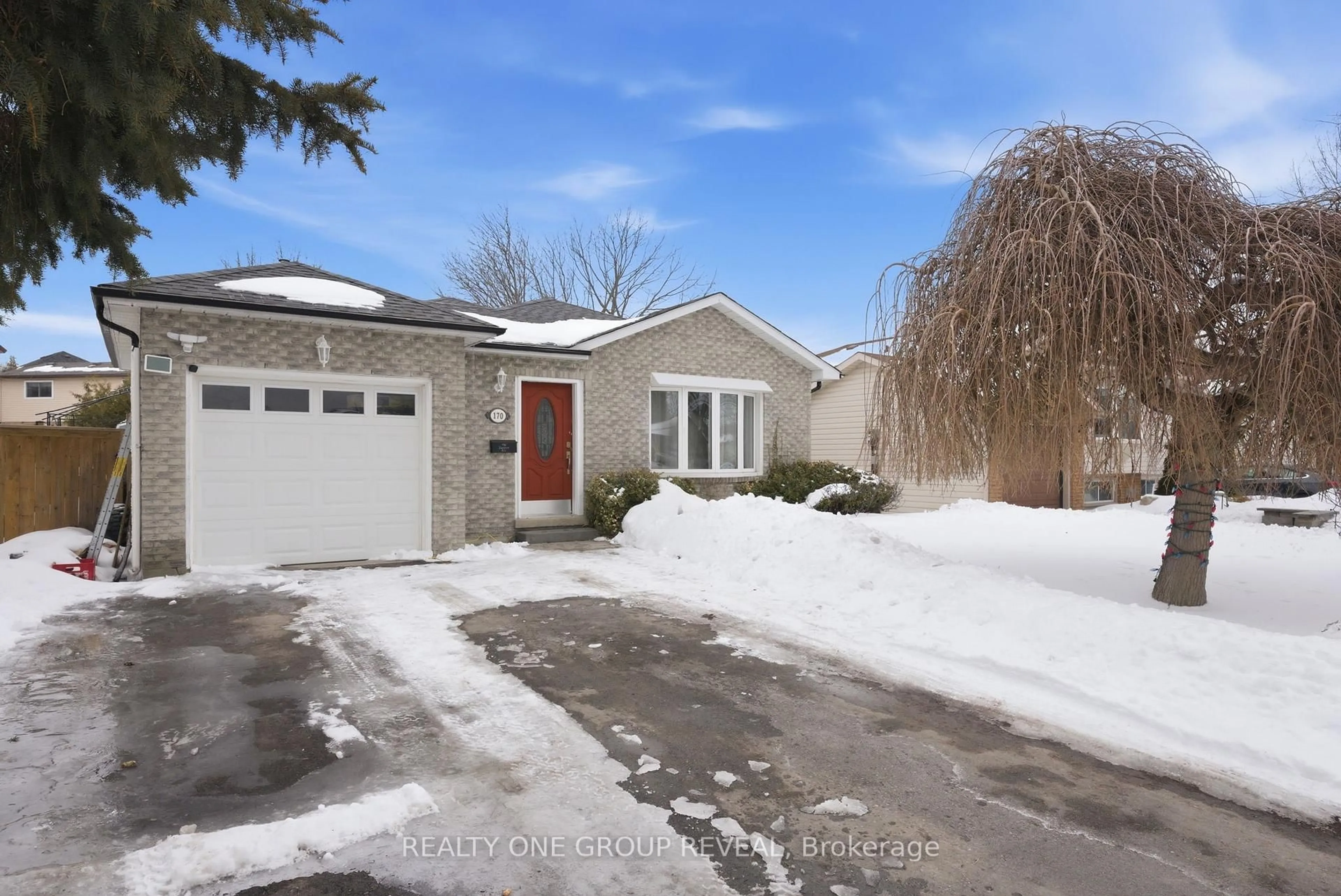 Unknown for 170 Seneca Ave, Oshawa Ontario L1G 7S6