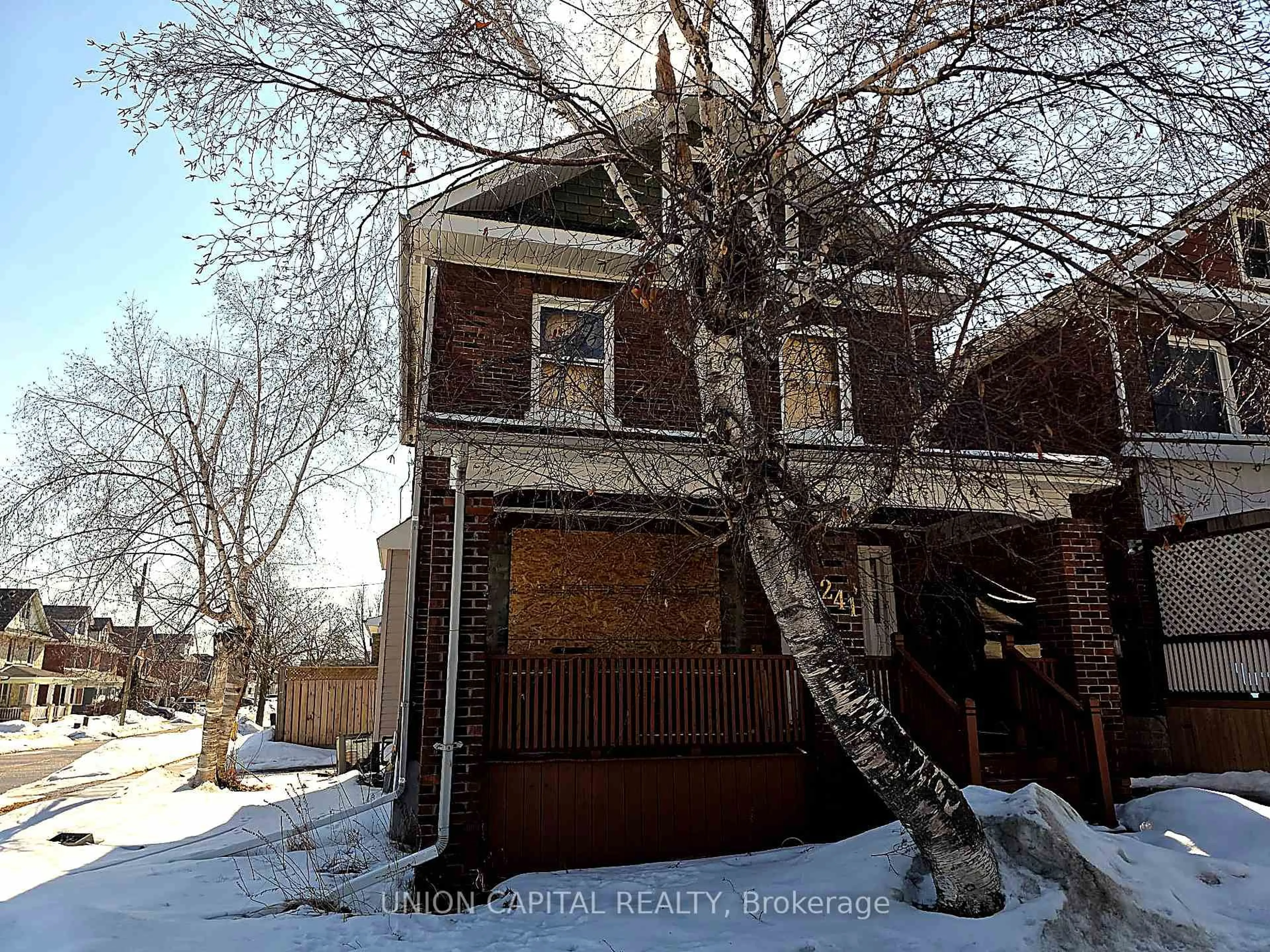 Unknown for 241 Eulalie Ave, Oshawa Ontario L1H 2B3