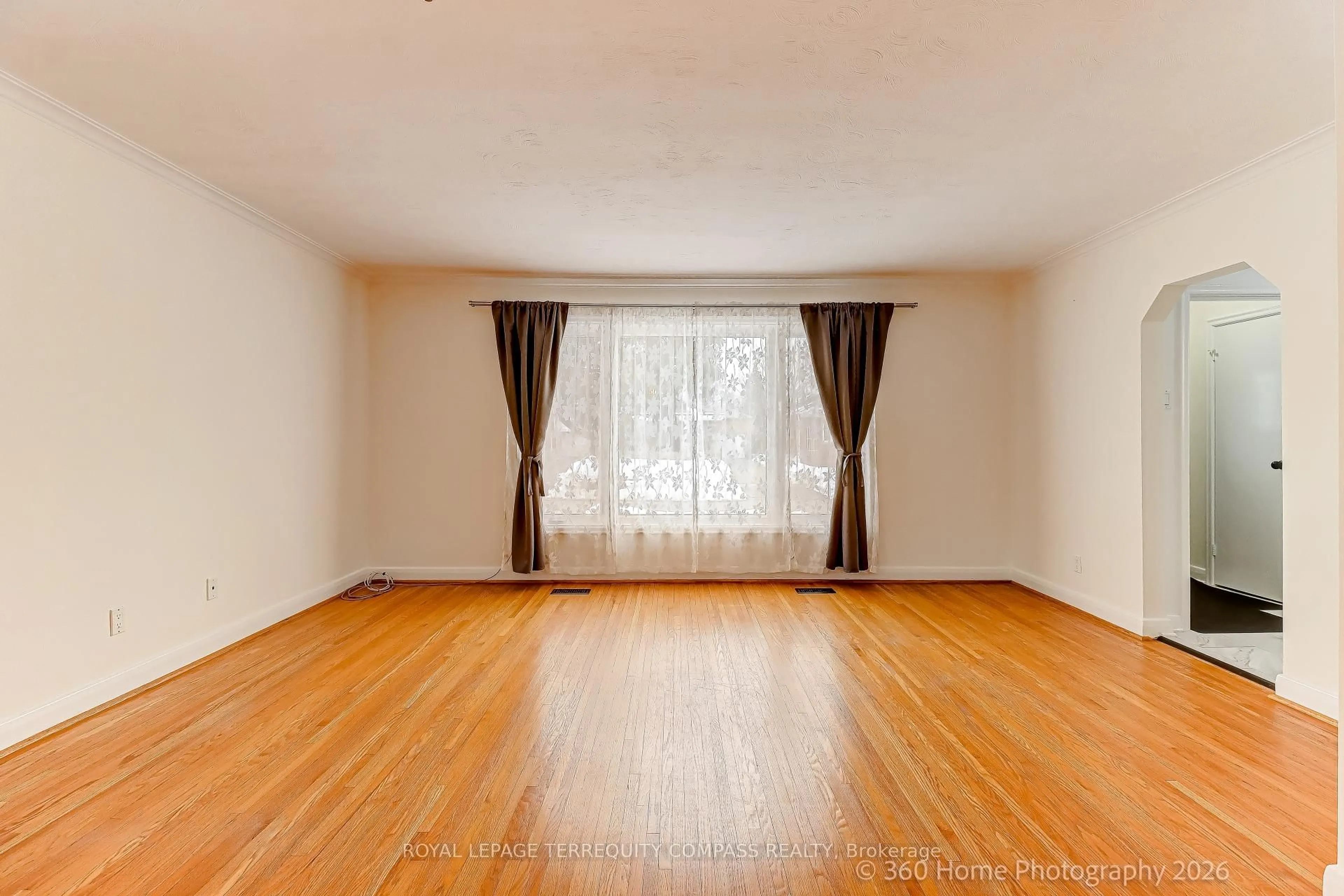 A pic of a room for 90 Trinnell Blvd, Toronto Ontario M1L 1S7